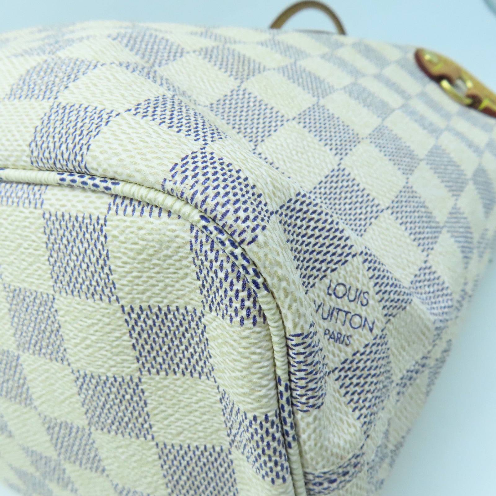 LOUIS VUITTON Damier Azur Neverfull PM Gold Buckle Handle Bag White