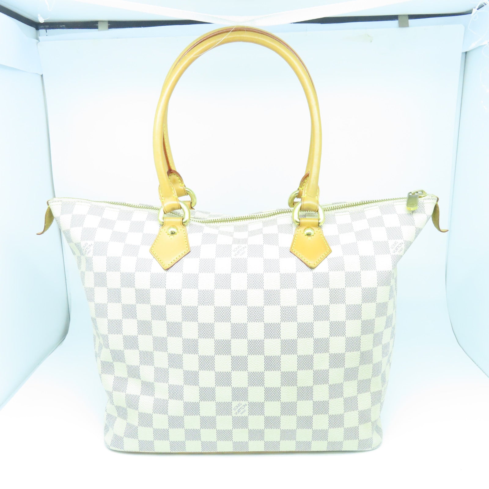 LOUIS VUITTON Damier Azur Saleya MM金扣手挽袋米色