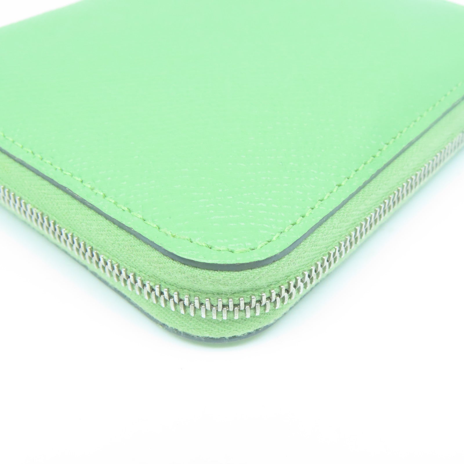 HERMES Epsom皮革Silk In Wallet銀扣錢包Vert Criquet蟋綠/牛油果/酪梨綠色