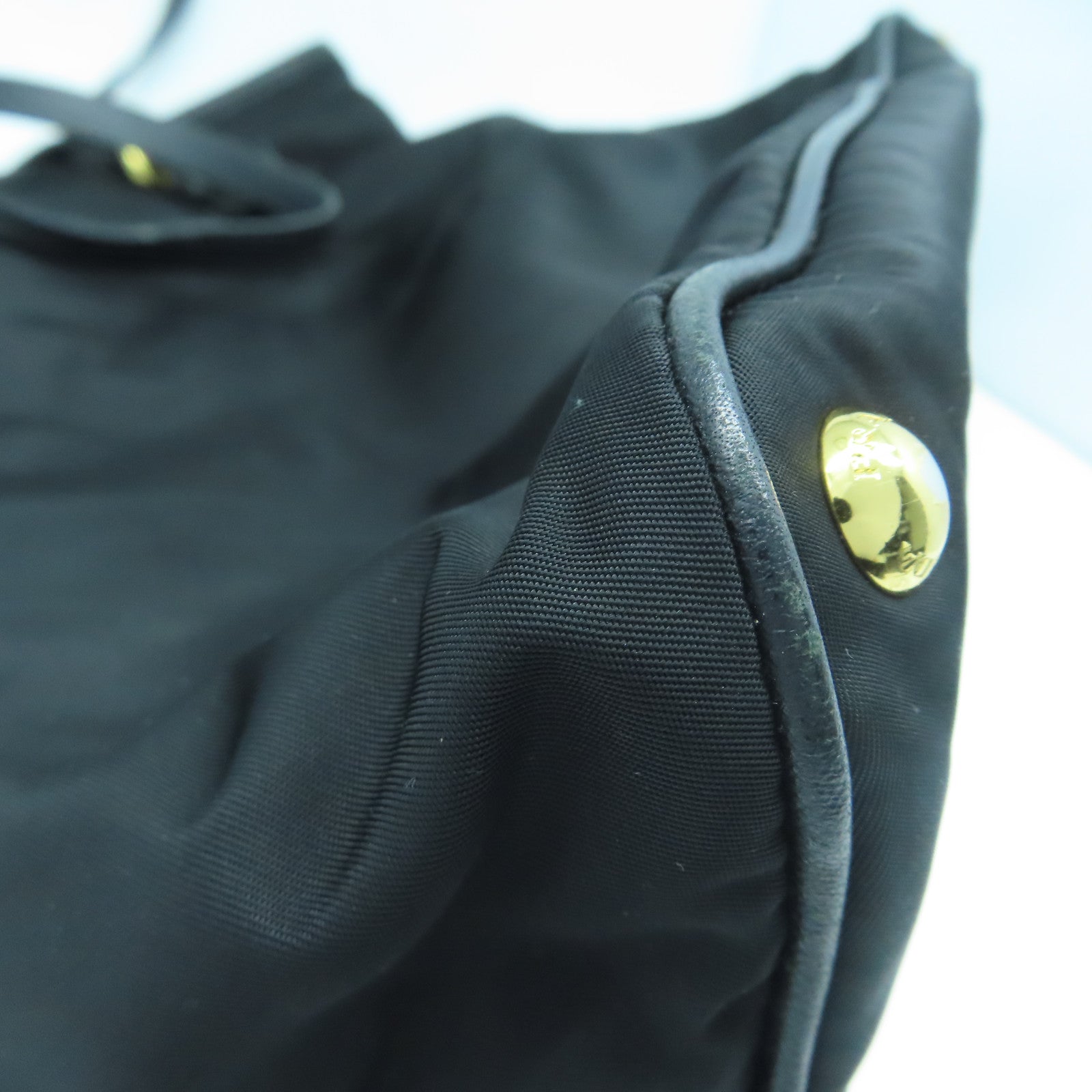 PRADA 尼龙Tote Bag金扣手挽肩背两用袋黑色