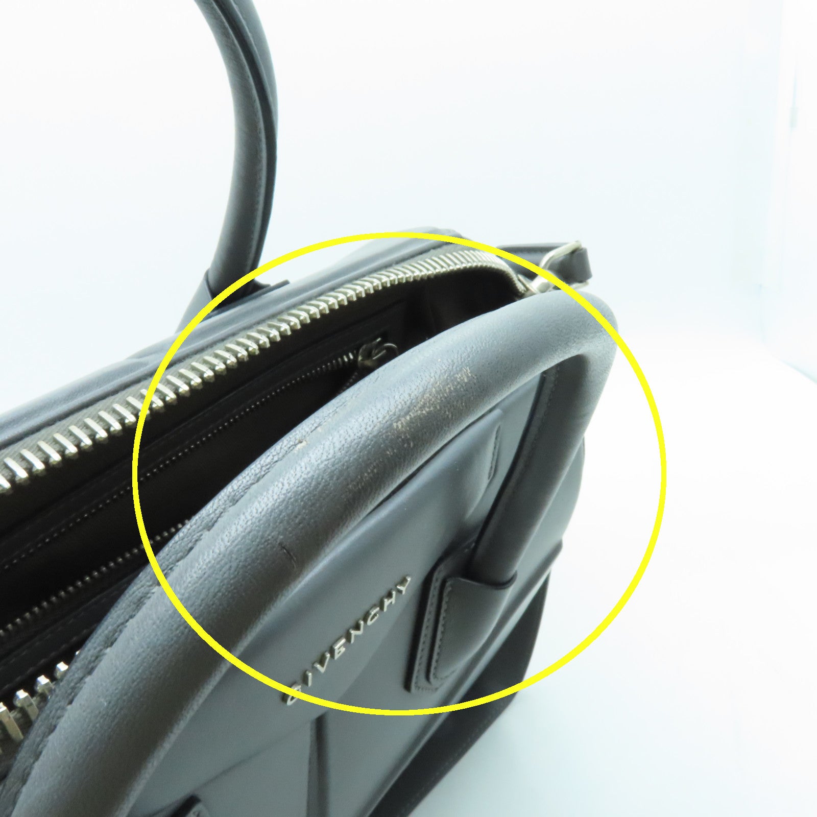 GIVENCHY 牛皮皮革Shoulder Bag銀扣肩背袋灰色