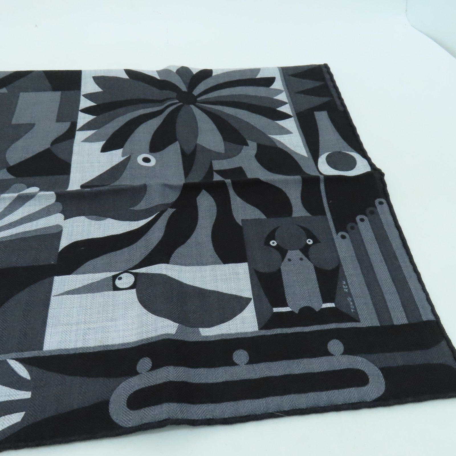 HERMES 絲質Scarf絲巾黒色/灰色