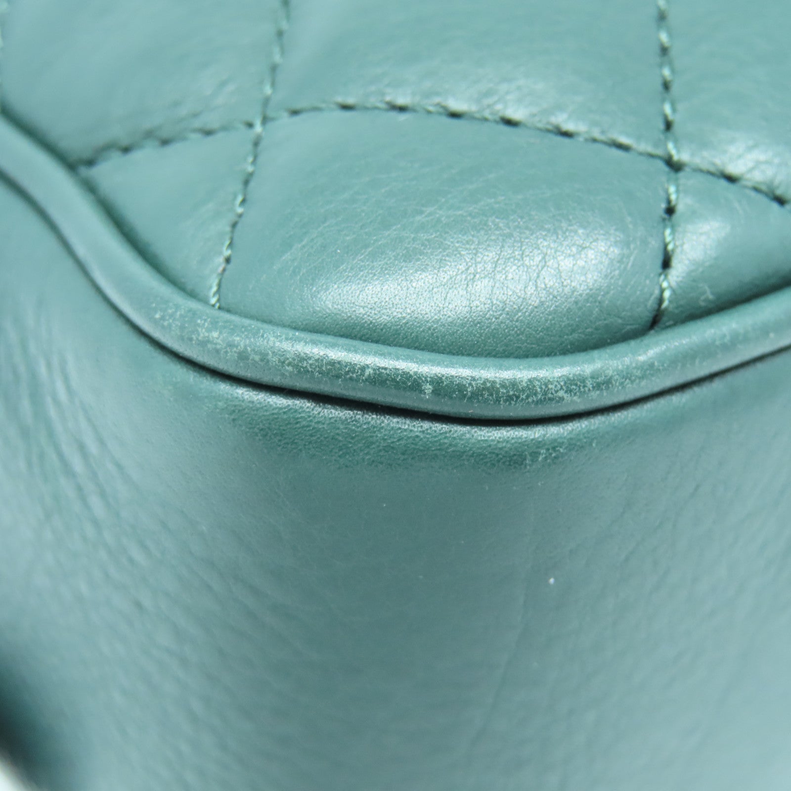 CHANEL cowhide leather CC Vanity Case gold buckle handle shoulder bag green