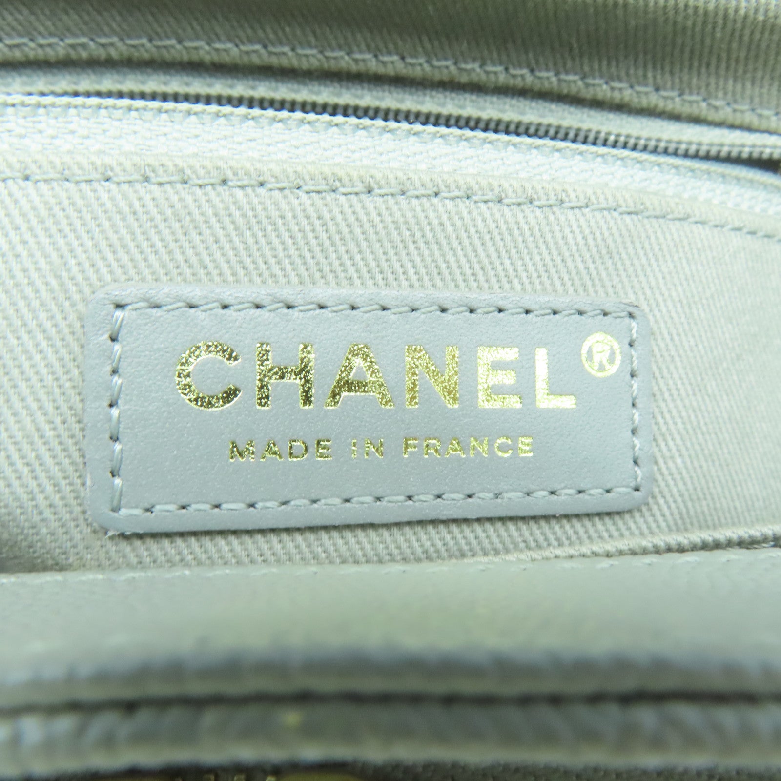 CHANEL 菱格Caviar皮革Chain Shoulder金扣鏈帶肩背袋灰色