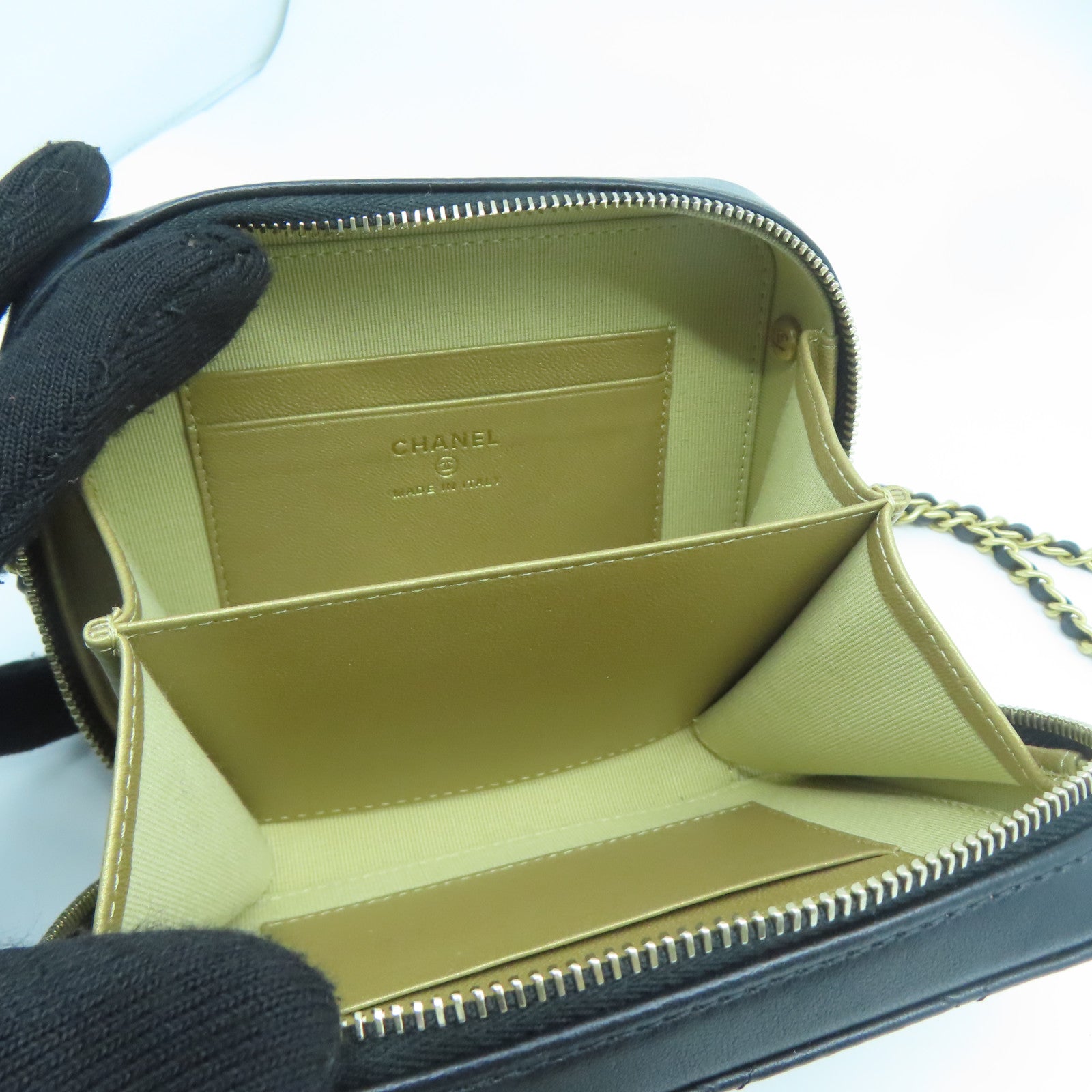 CHANEL 牛皮皮革Mini Vanity Coco Ball Chain Bag金扣鏈帶肩背袋黑色