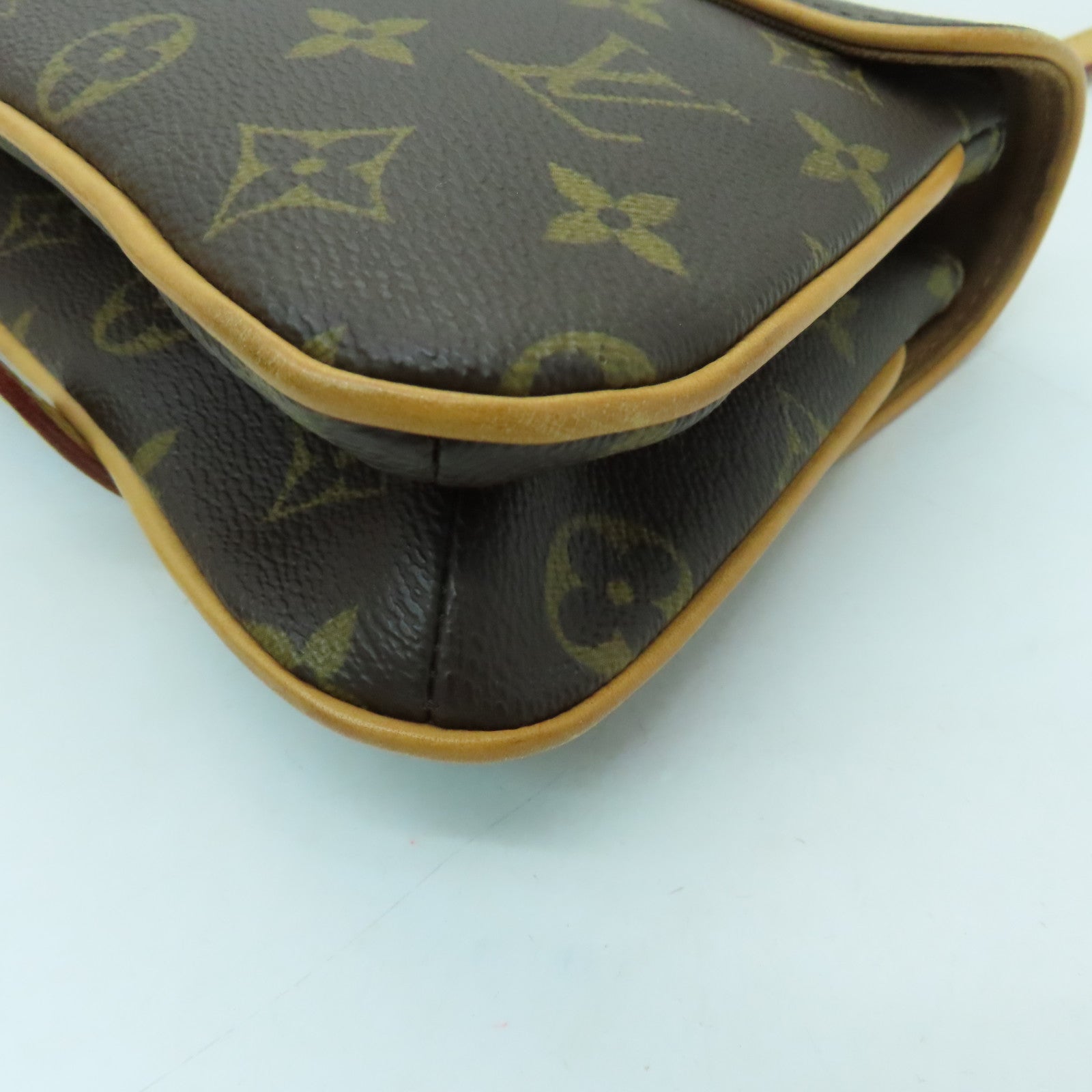 LOUIS VUITTON Monogram Marelle金扣肩背袋啡色