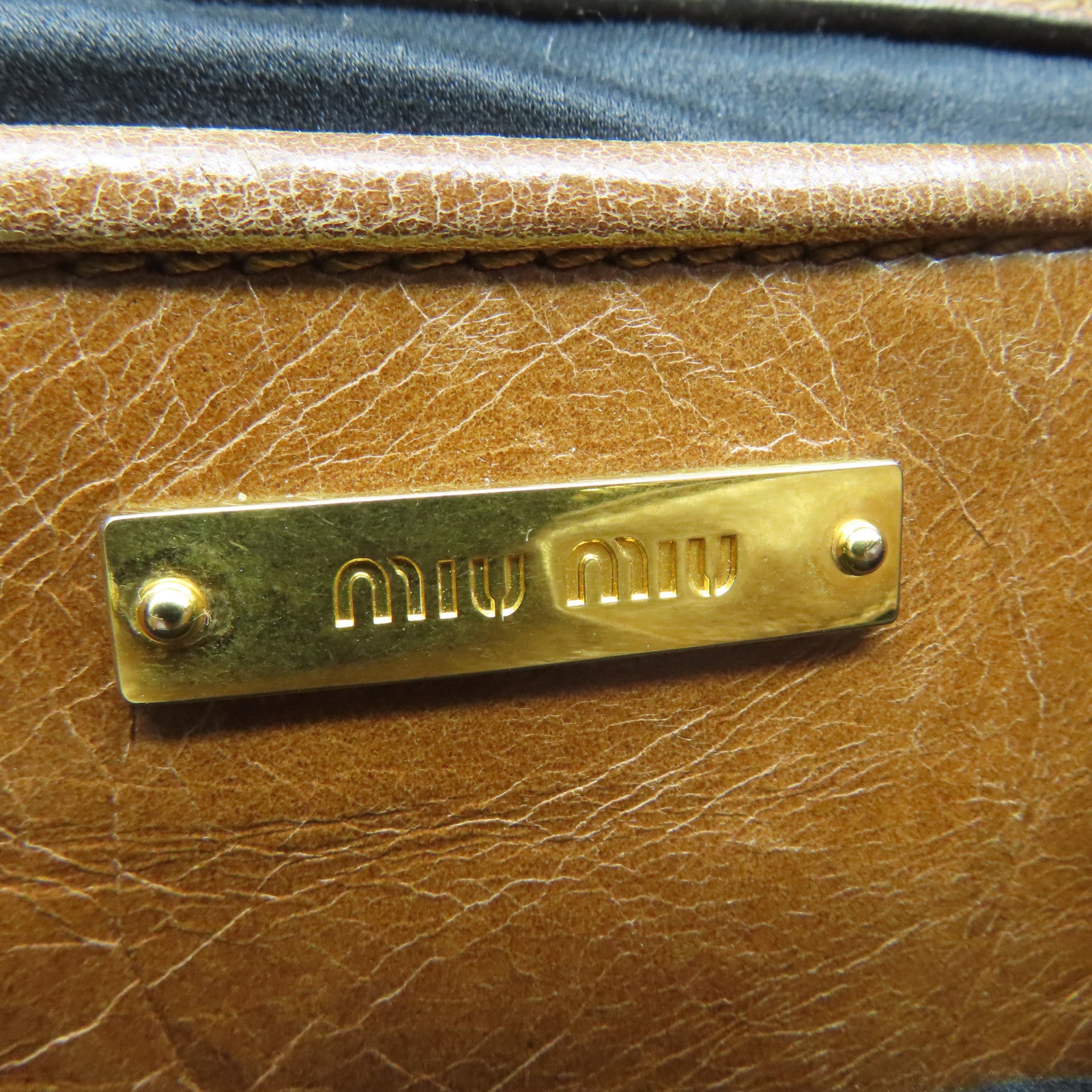 Miu Miu 牛皮皮革Shoulder Bag金扣手挽肩背兩用袋棕色
