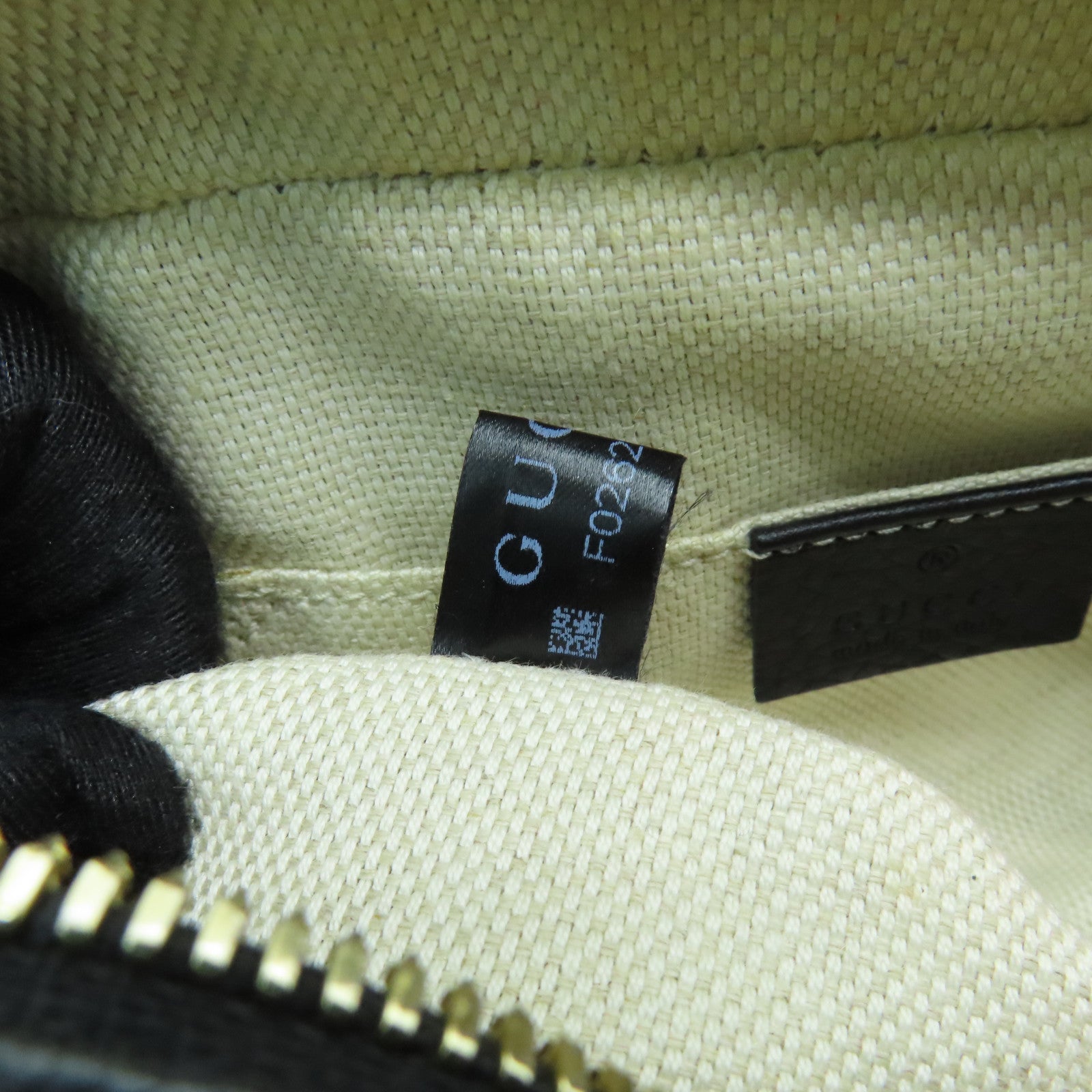 GUCCI 牛皮皮革Shoulder Bag金扣肩背袋黑色