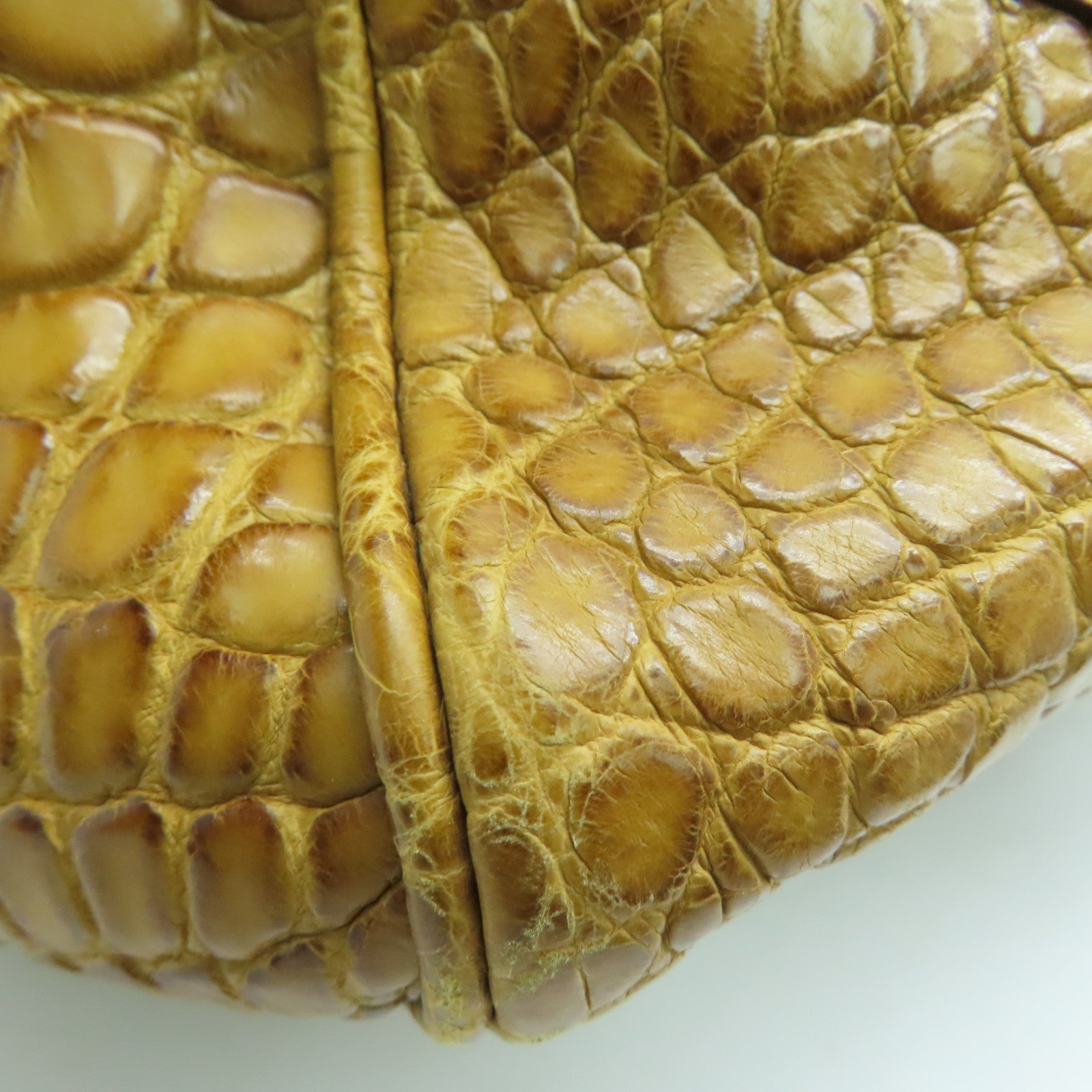 GUCCI [Sharp Discount] Crocodile Leather Handbag Brown Brown