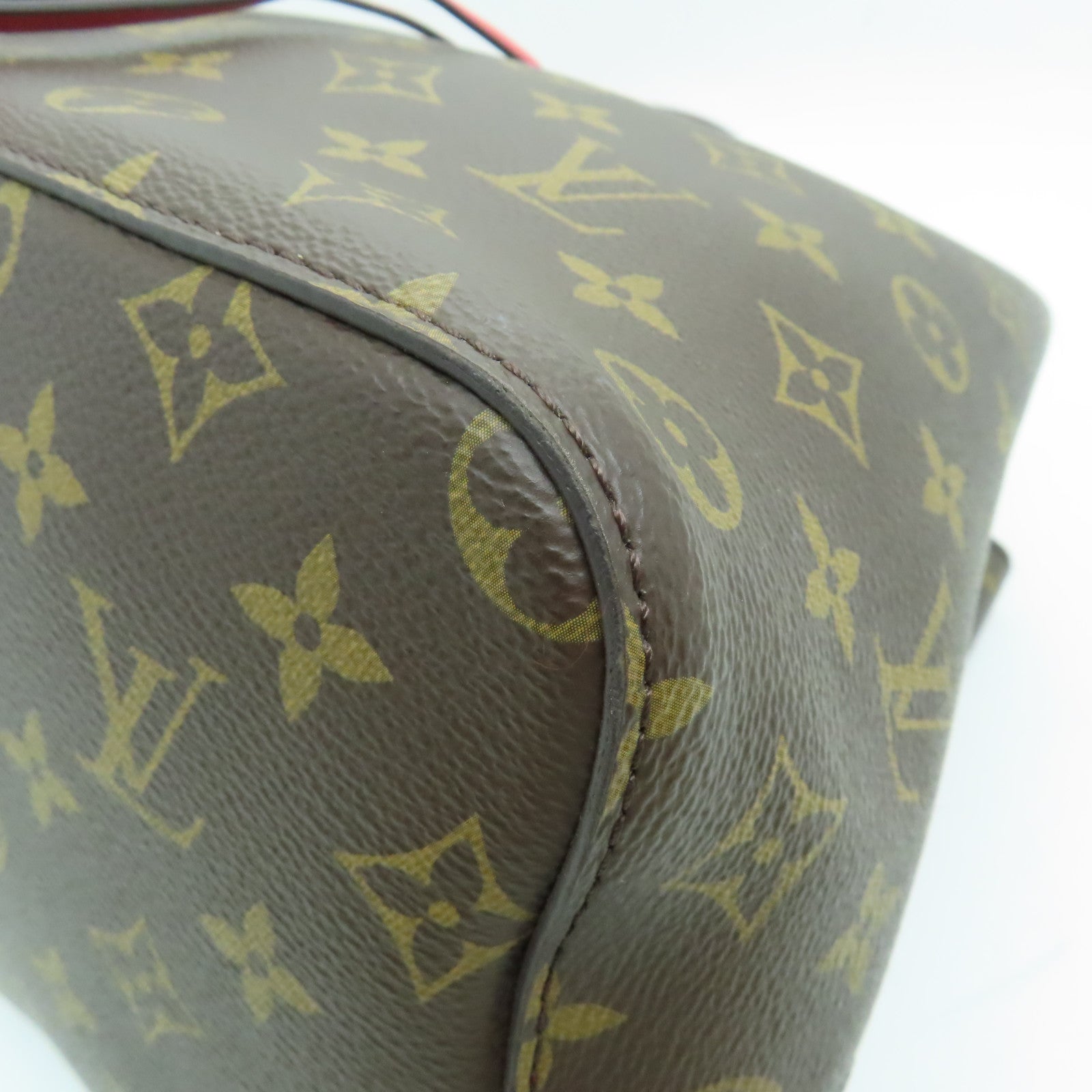 LOUIS VUITTON Monogram Neo Noe MM金扣肩背袋啡色/紅色