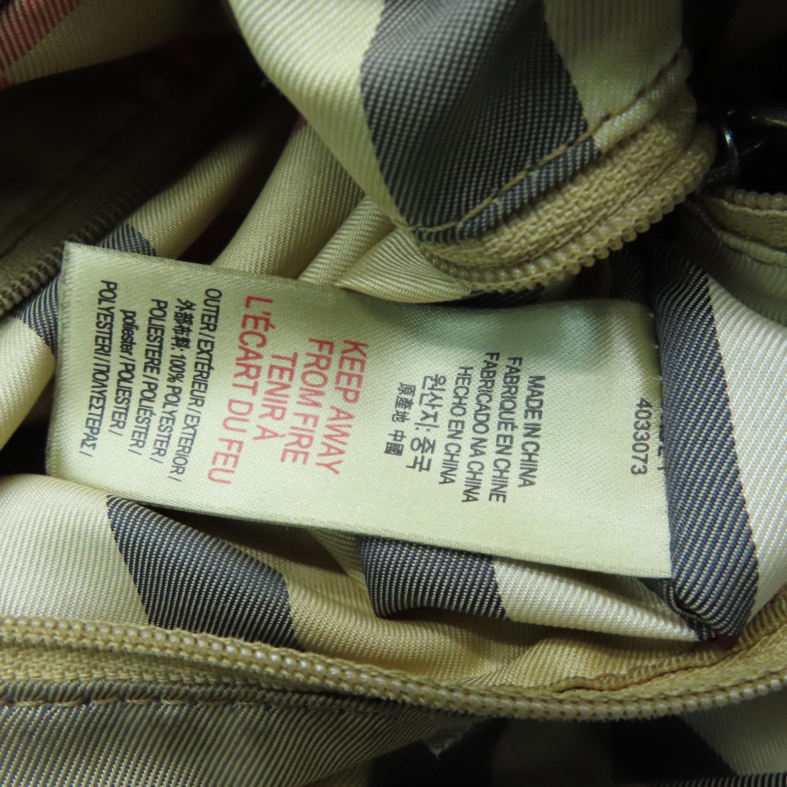 BURBERRY 尼龙Tote Bag黑扣手挽肩背两用袋黑色