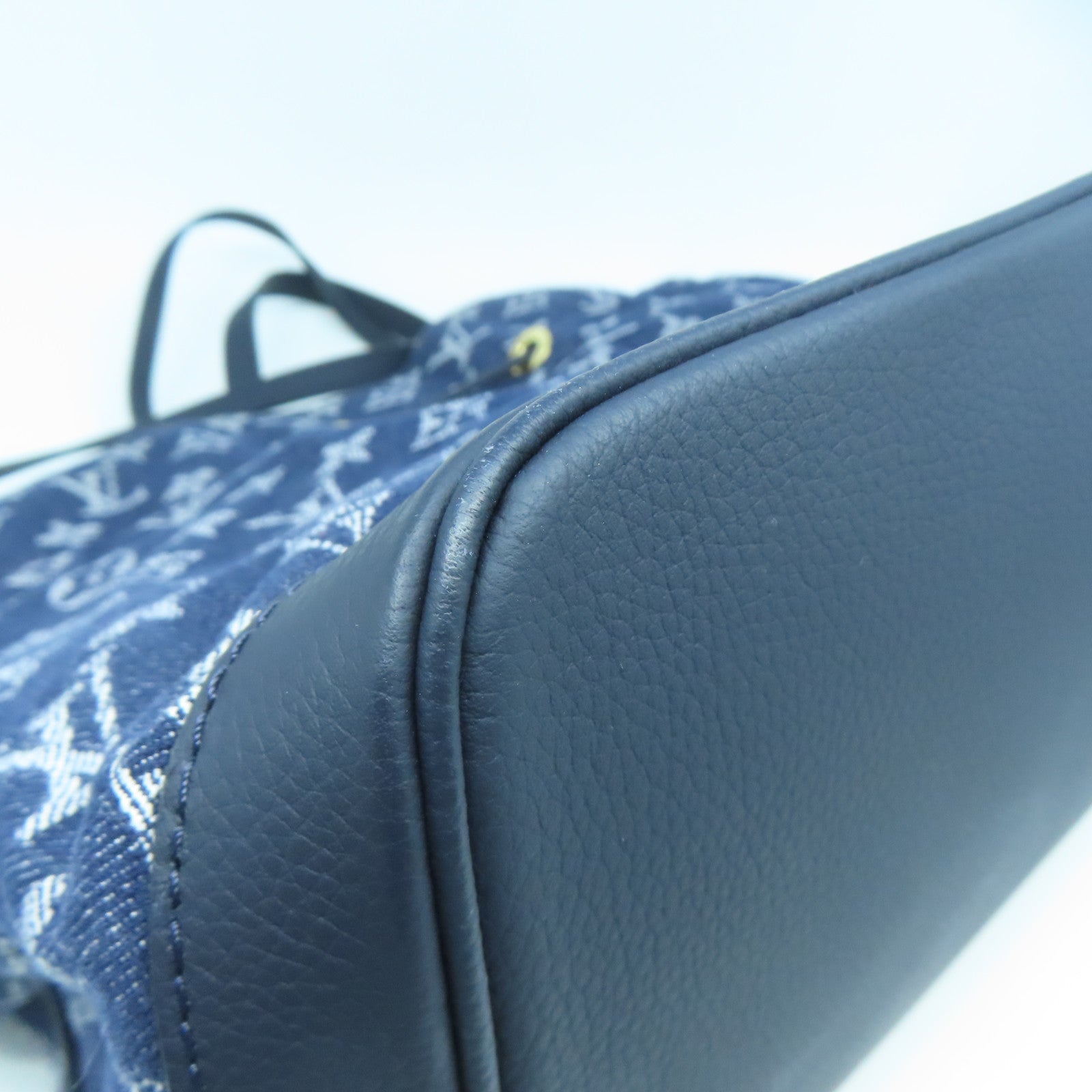 LOUIS VUITTON Monogram Denim Noefle MM金扣手挽肩背兩用袋藍色