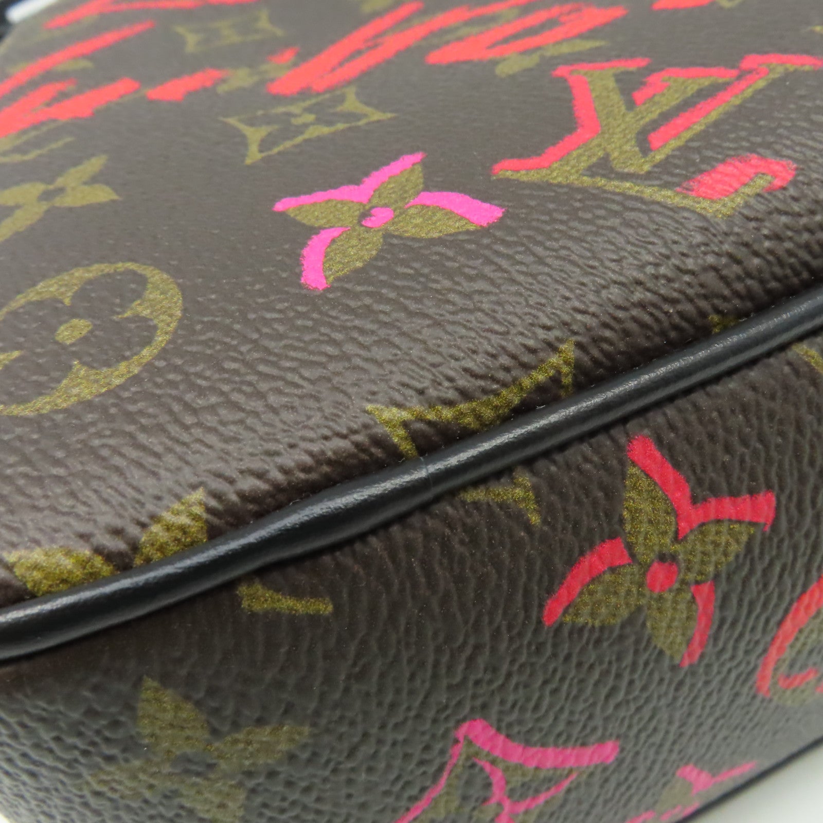 LOUIS VUITTON Monogram Fall In Love Sac Coeur Shoulder Bag肩背袋啡色