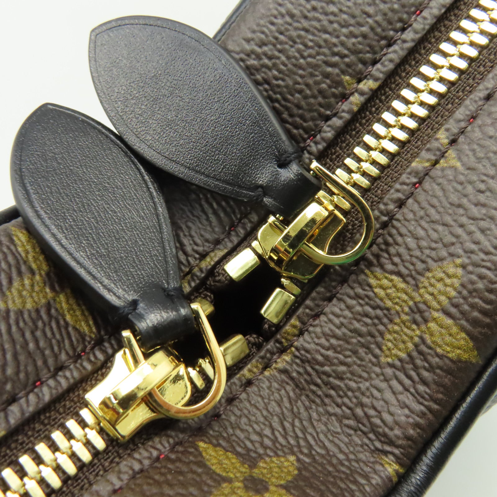 LOUIS VUITTON Monogram Fall In Love Sac Coeur Shoulder Bag肩背袋啡色
