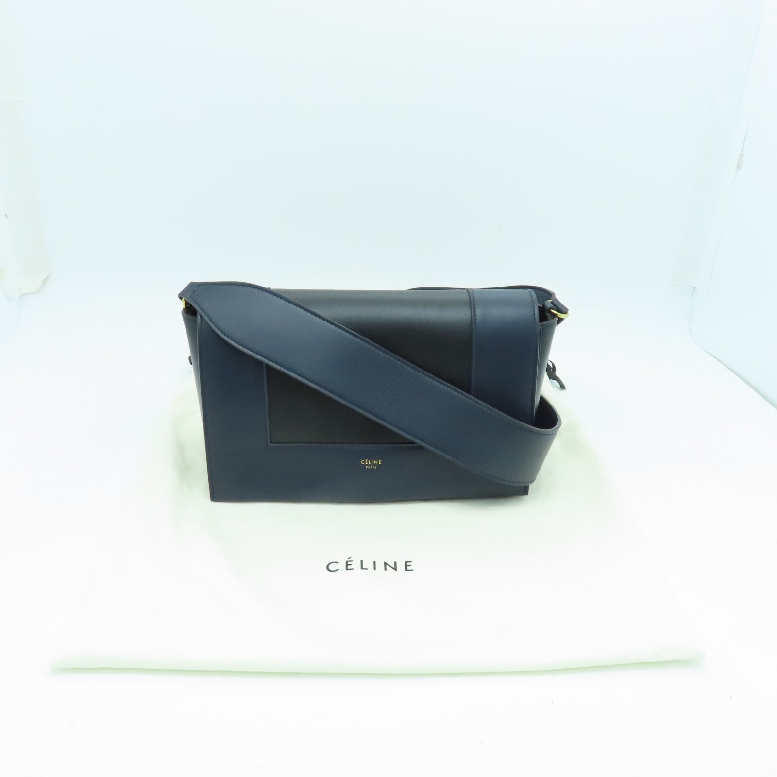 CELINE 牛皮皮革Medium Frame Bag金扣肩背袋黑色/深藍色