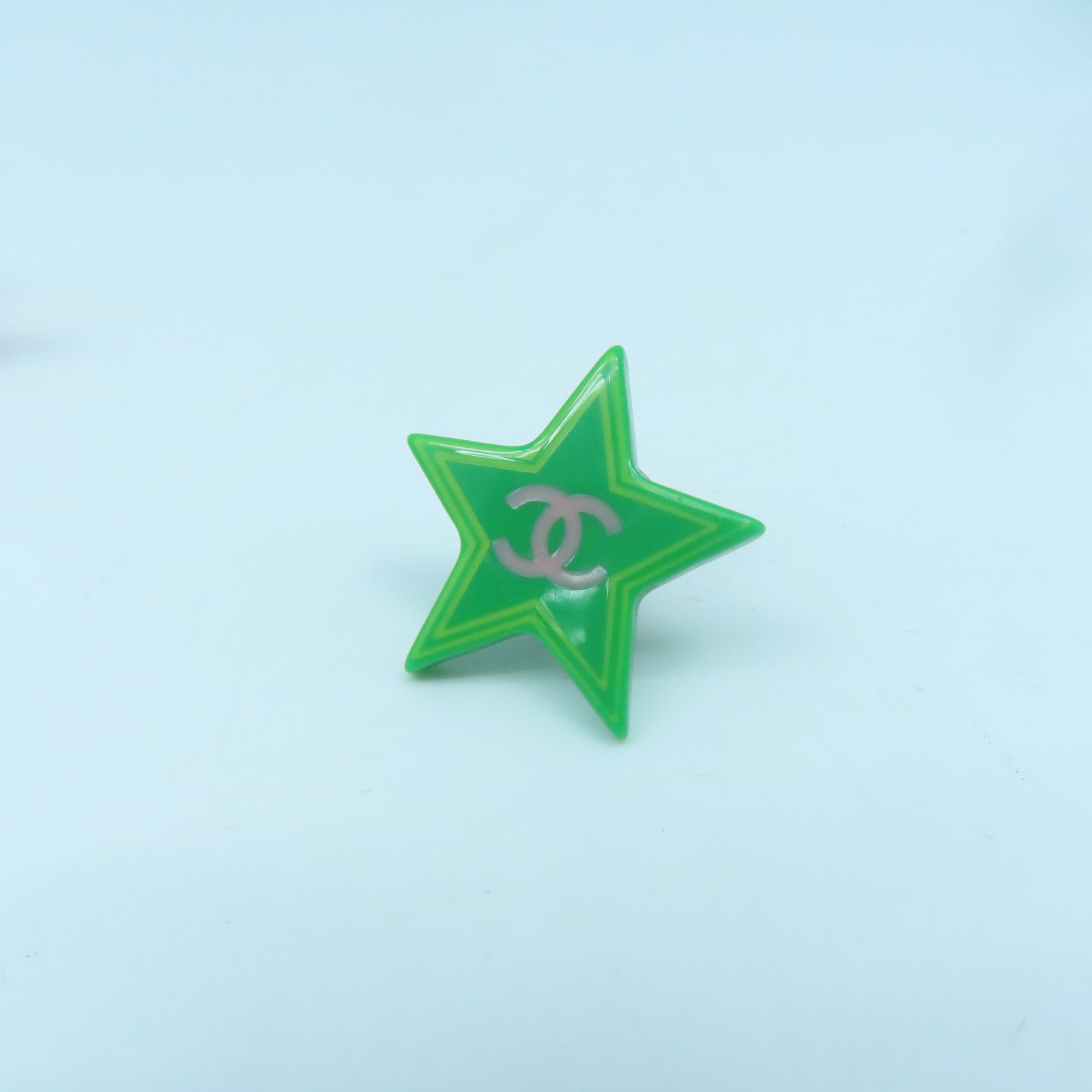 CHANEL 塑膠Brooch銀扣胸針粉色／綠色／白色