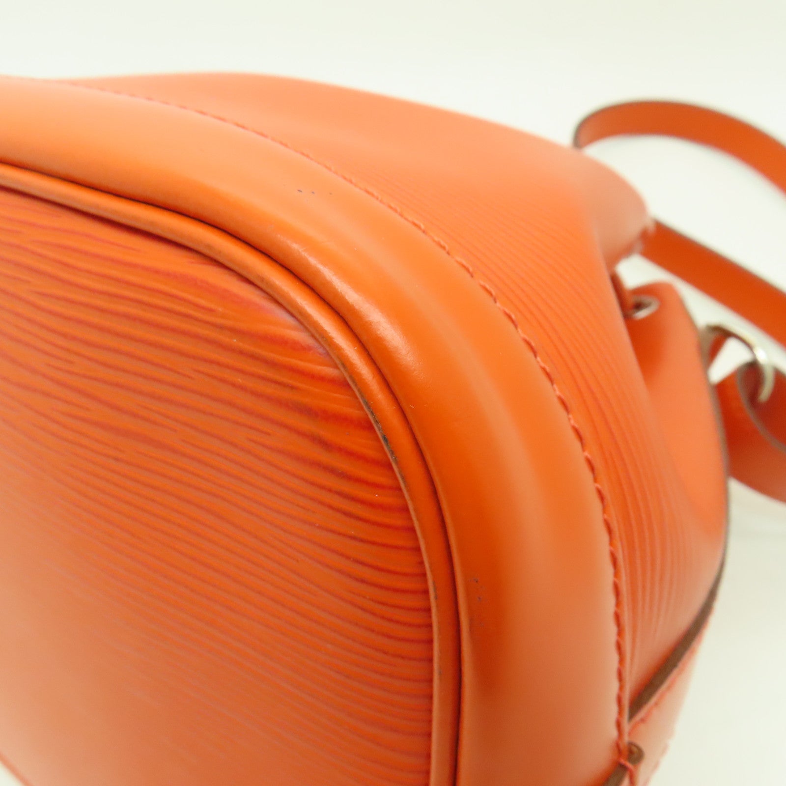LOUIS VUITTON Epi Noe BB銀扣肩背袋橙色