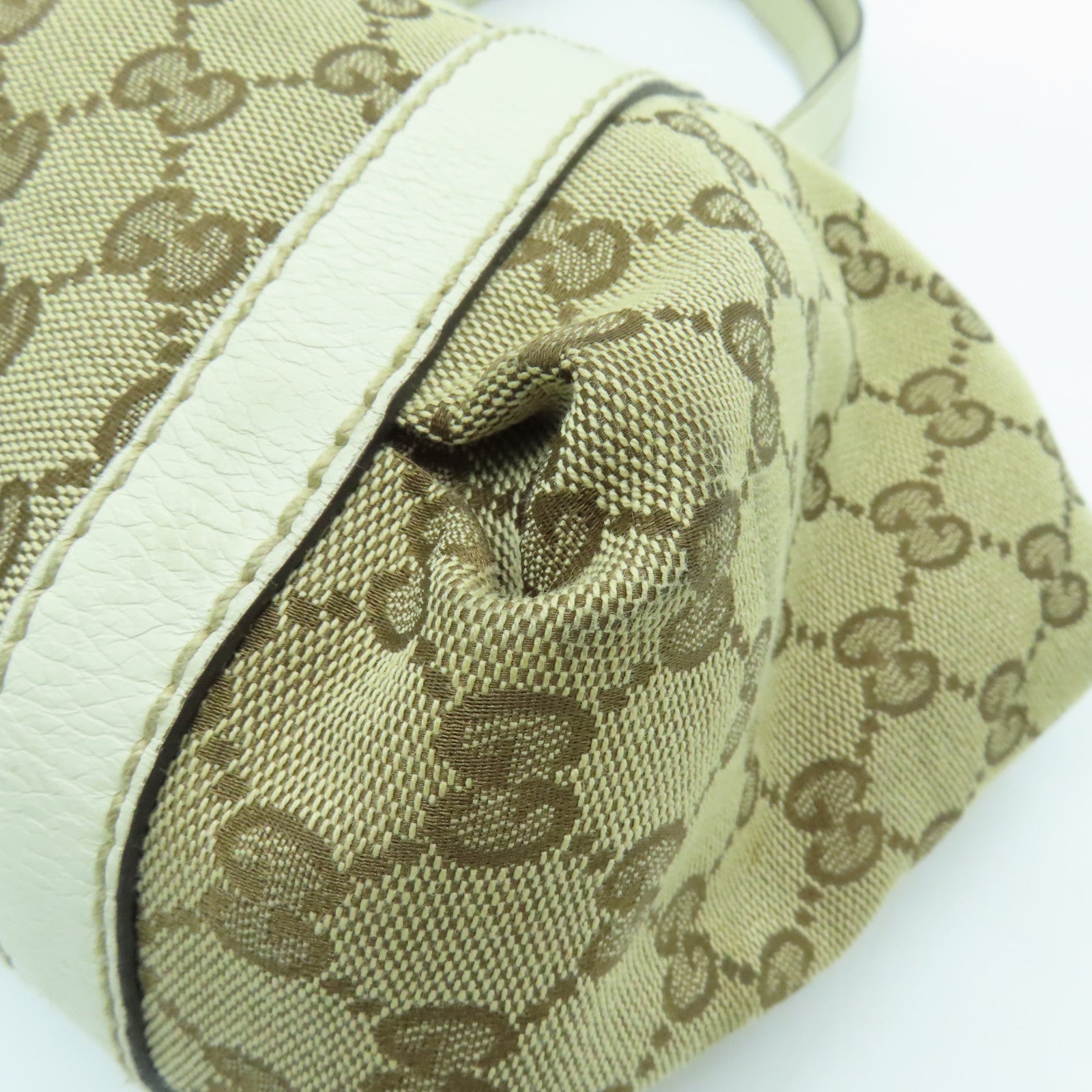 GUCCI 帆布Web Flap Tote金扣手挽袋棕色/白色