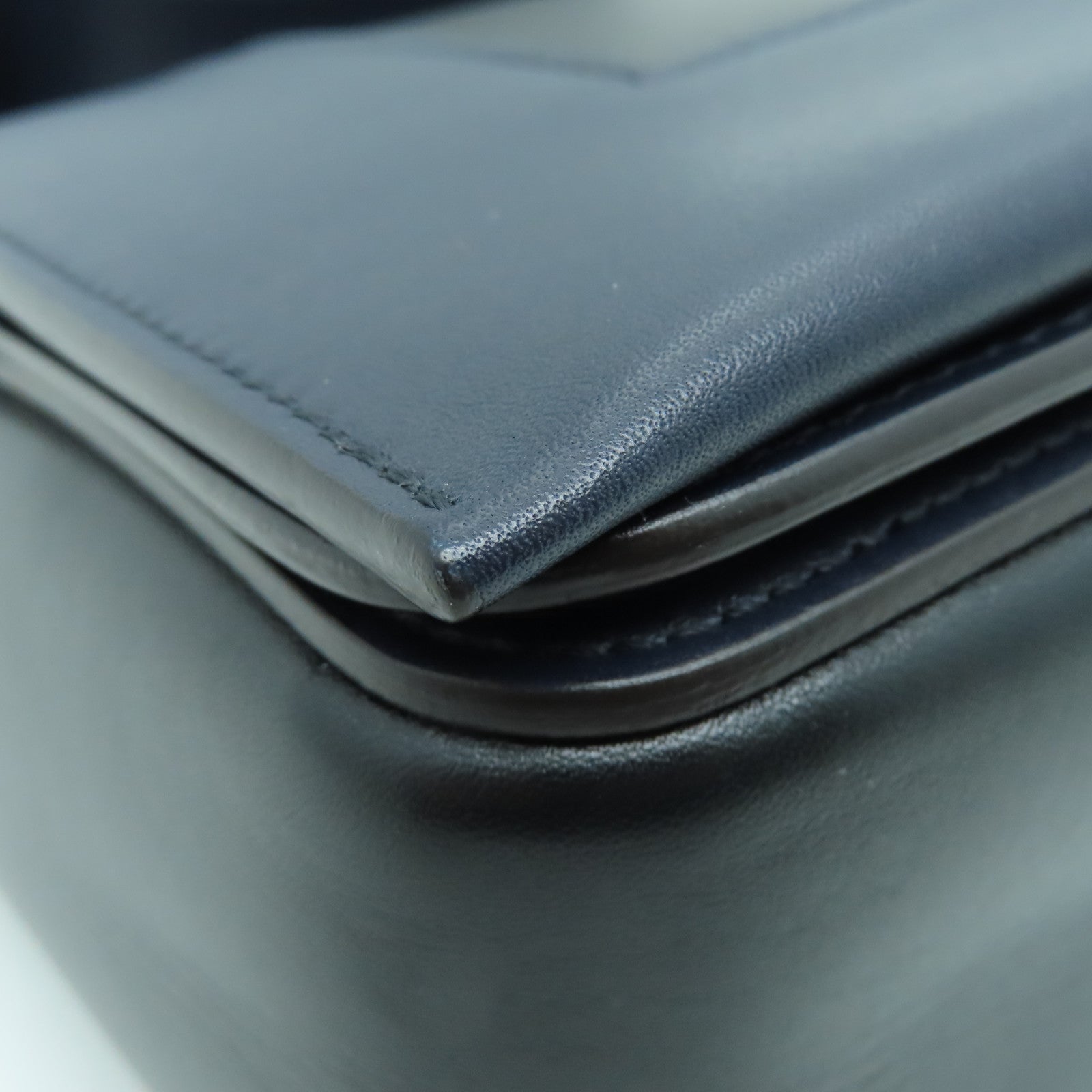 CELINE 牛皮皮革Medium Frame Bag金扣肩背袋黑色/深藍色