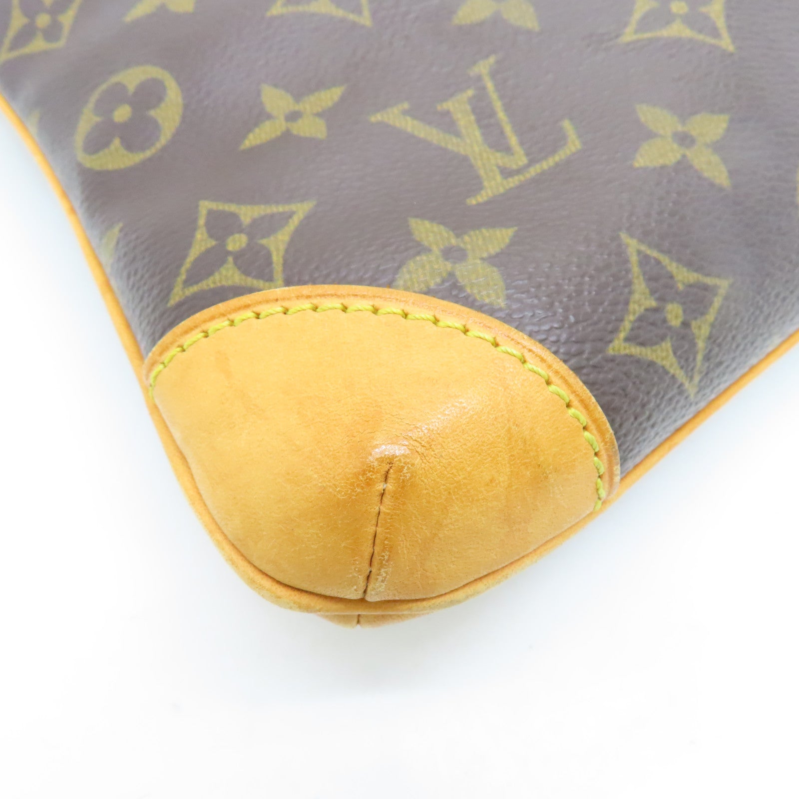 LOUIS VUITTON Monogram Coussin GM金扣肩背袋啡色