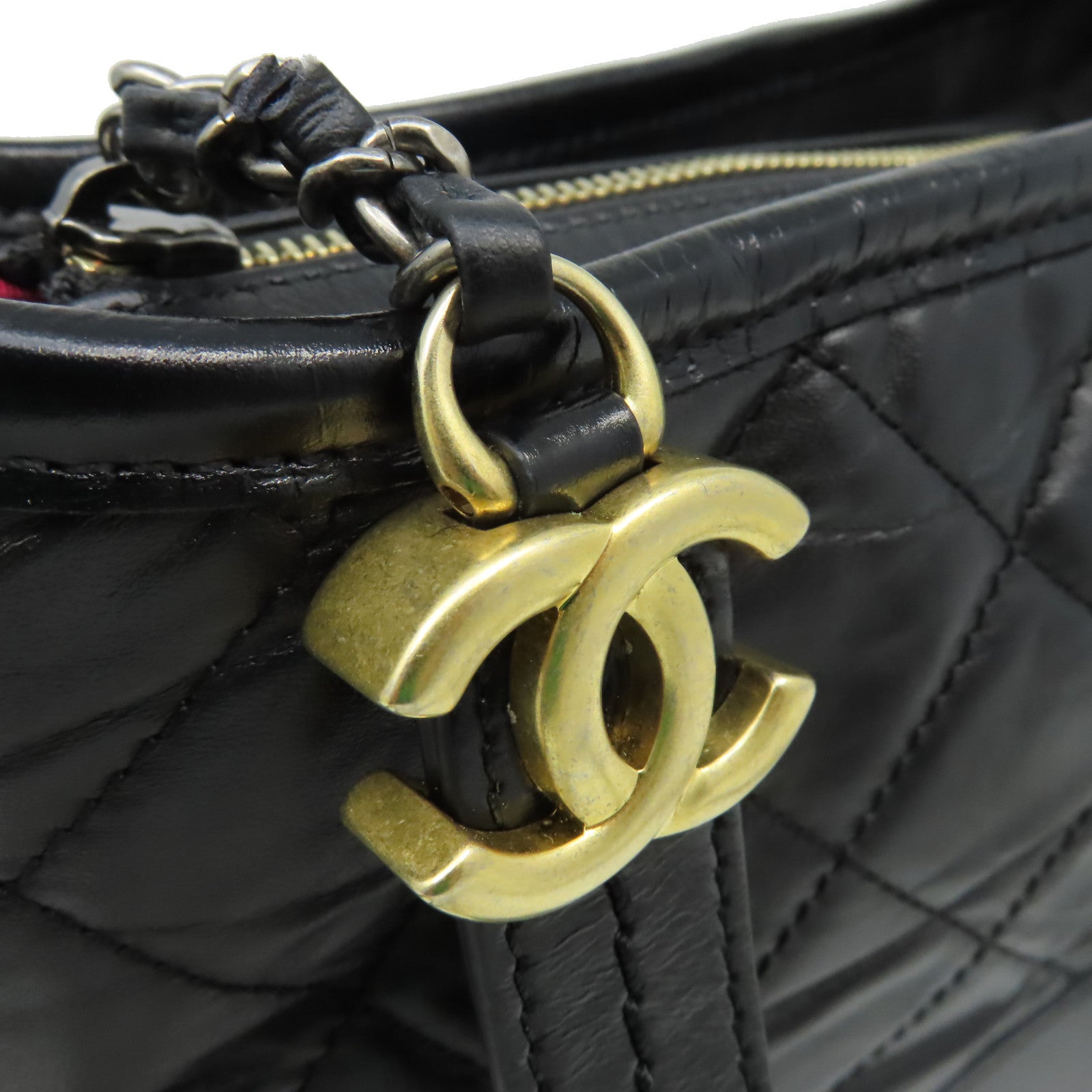 CHANEL 菱格牛皮皮革Gabrielle Hobo Small Chain Shoulder Bag金扣鏈帶肩背袋黑色