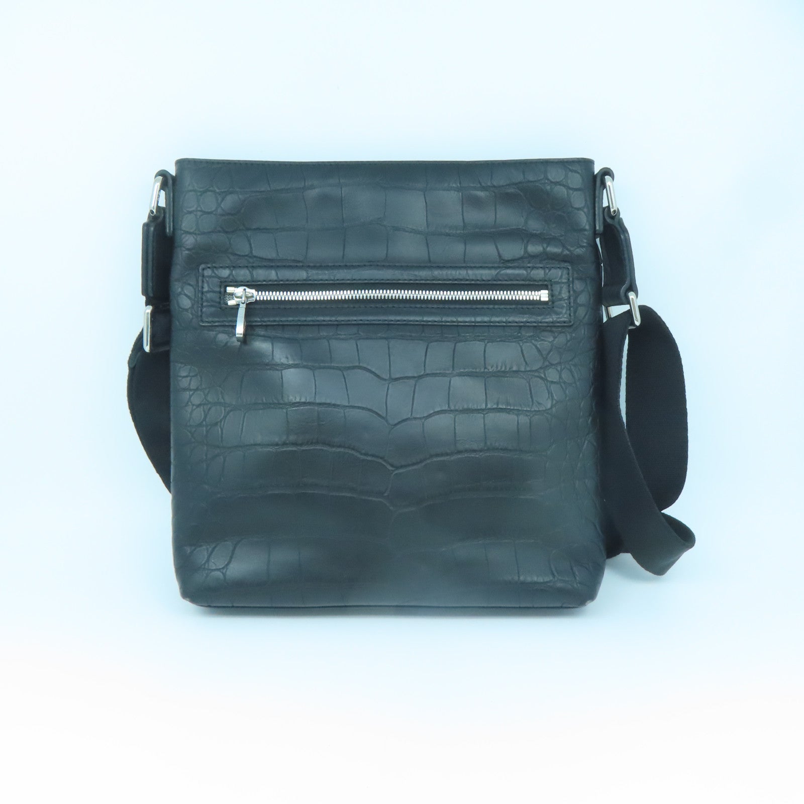 MCM 牛皮皮革Shoulder Bag銀扣肩背袋黑色
