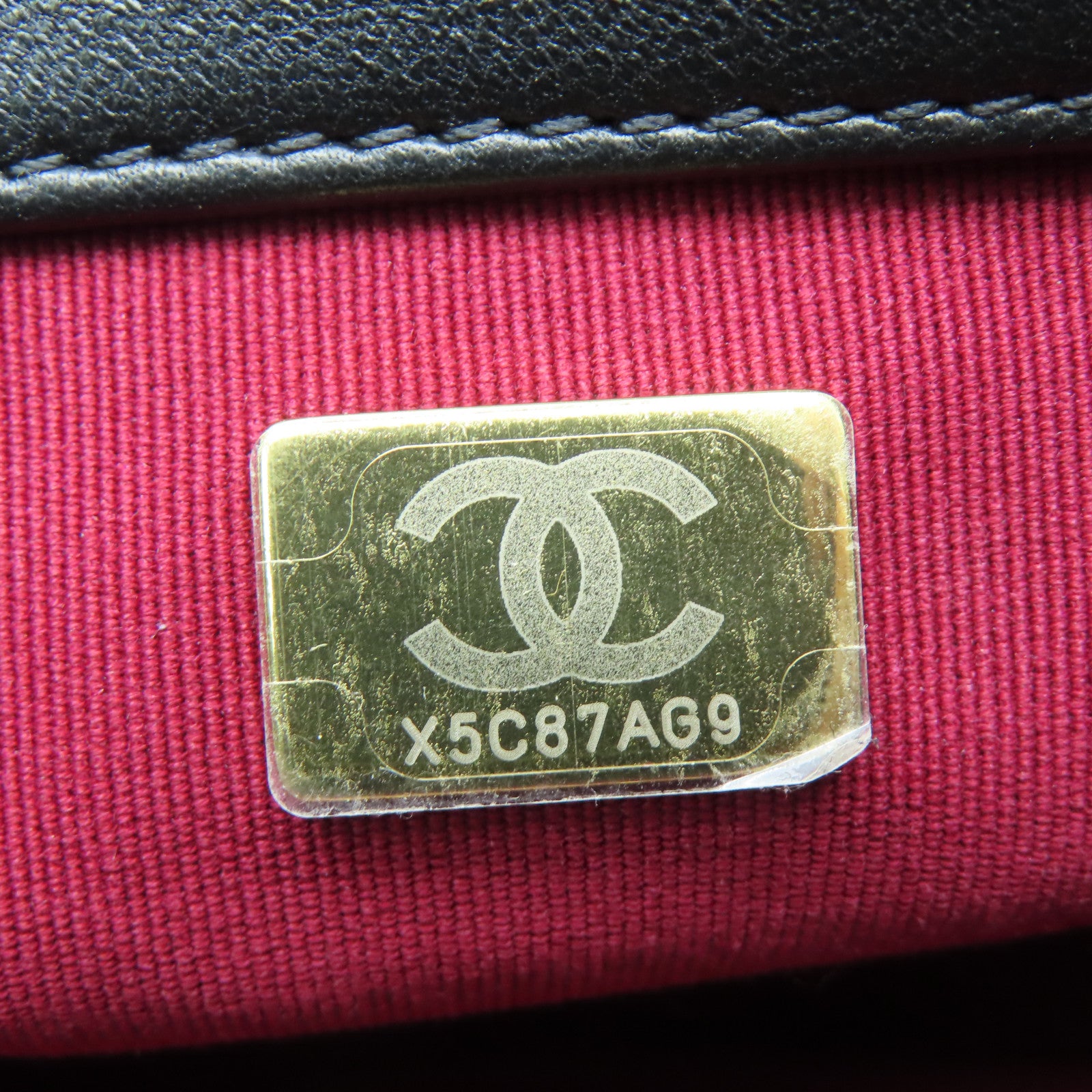 CHANEL 菱格羊皮皮革Chain Shoulder Bag金扣链带肩背袋黑色