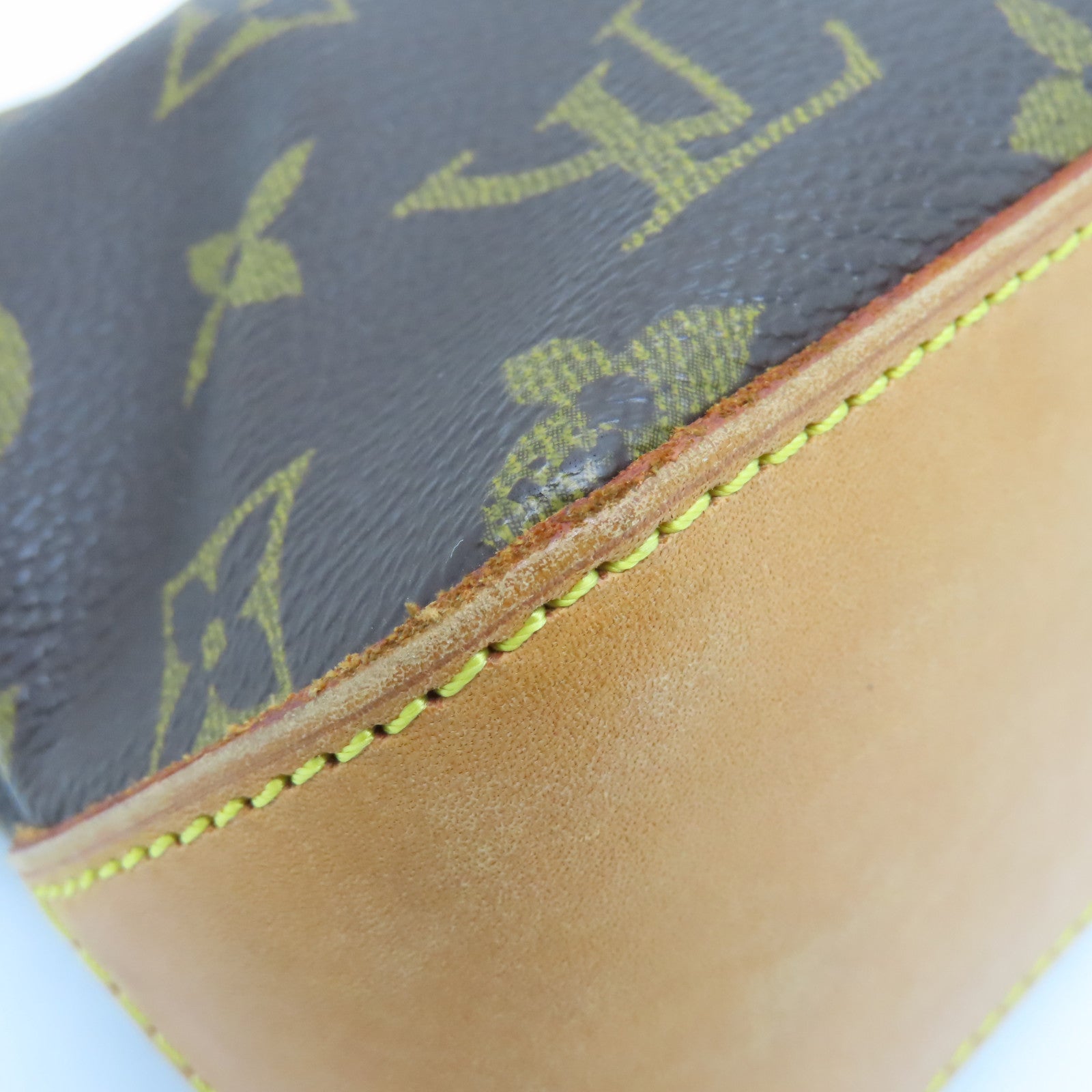 LOUIS VUITTON Monogram Trotteur Gold Buckle Shoulder Bag Brown