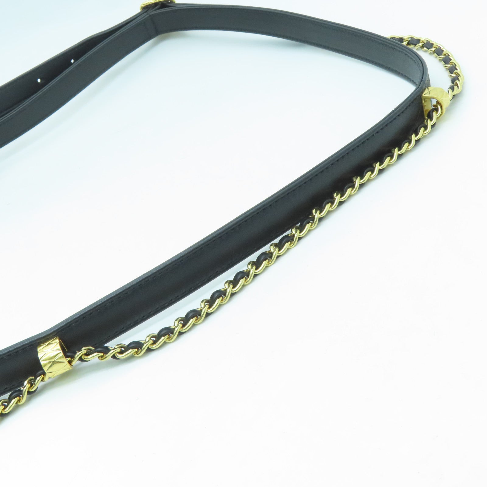 CHANEL 菱格羊皮皮革Chain Shoulder Bag金扣链带肩背袋黑色