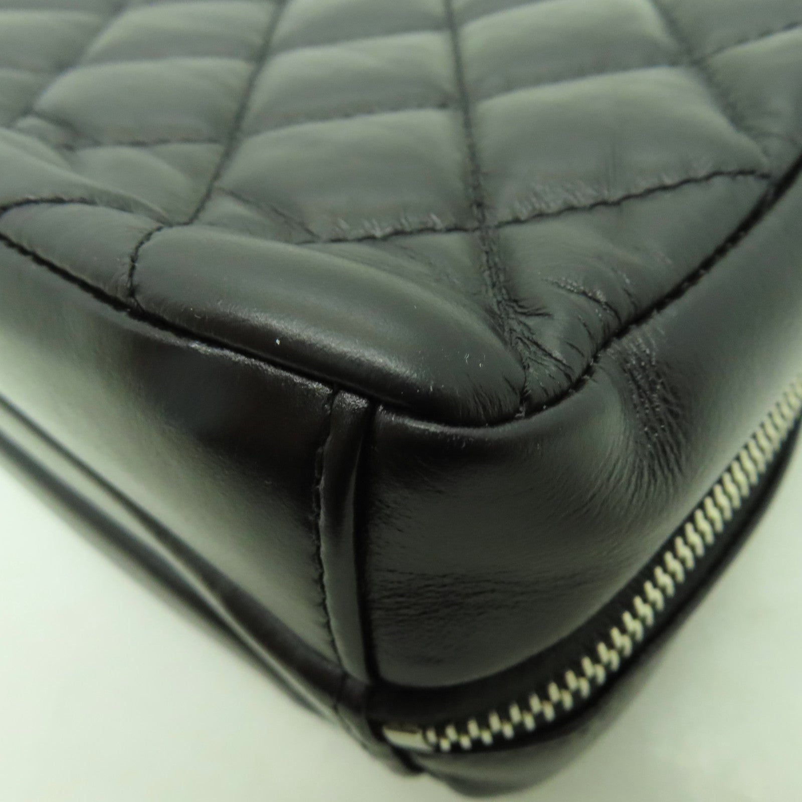 CHANEL 菱格牛皮皮革Chain Shoulder銀扣鏈帶肩背袋黑色