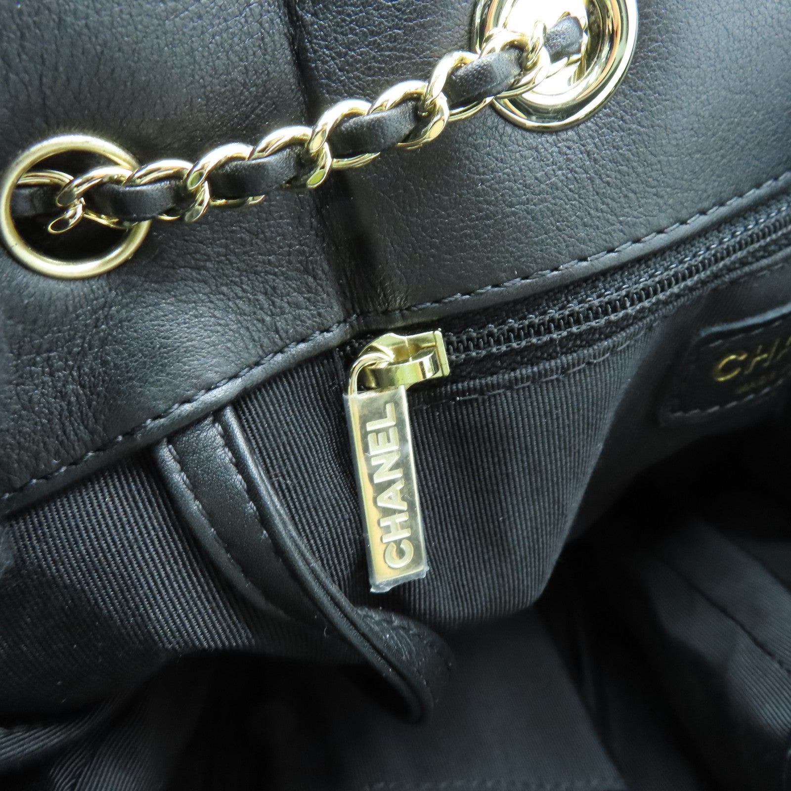 CHANEL 菱格牛皮皮革Chain Shoulder Bag金扣鏈帶肩背袋黑色