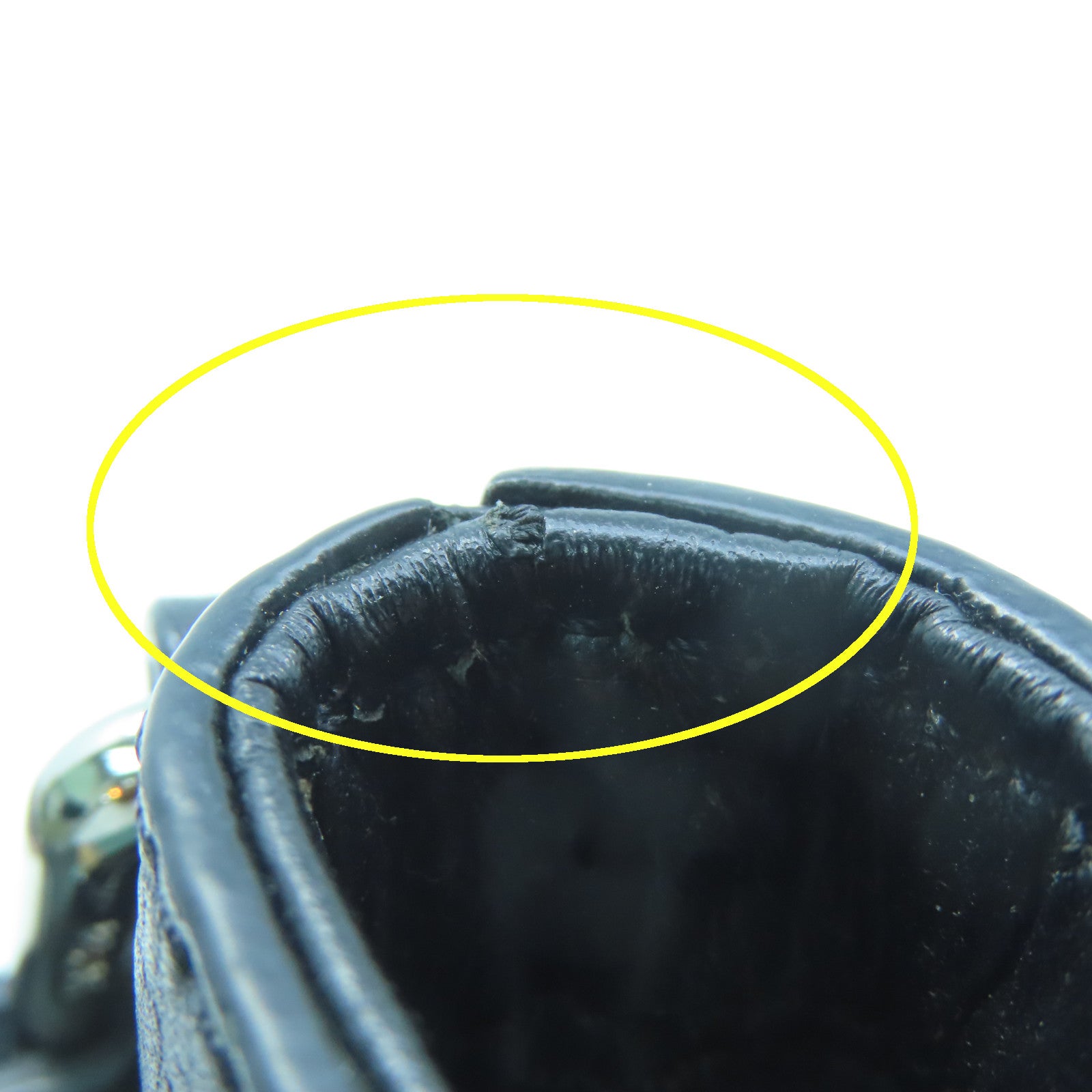 MCM 牛皮皮革Shoulder Bag銀扣肩背袋黑色