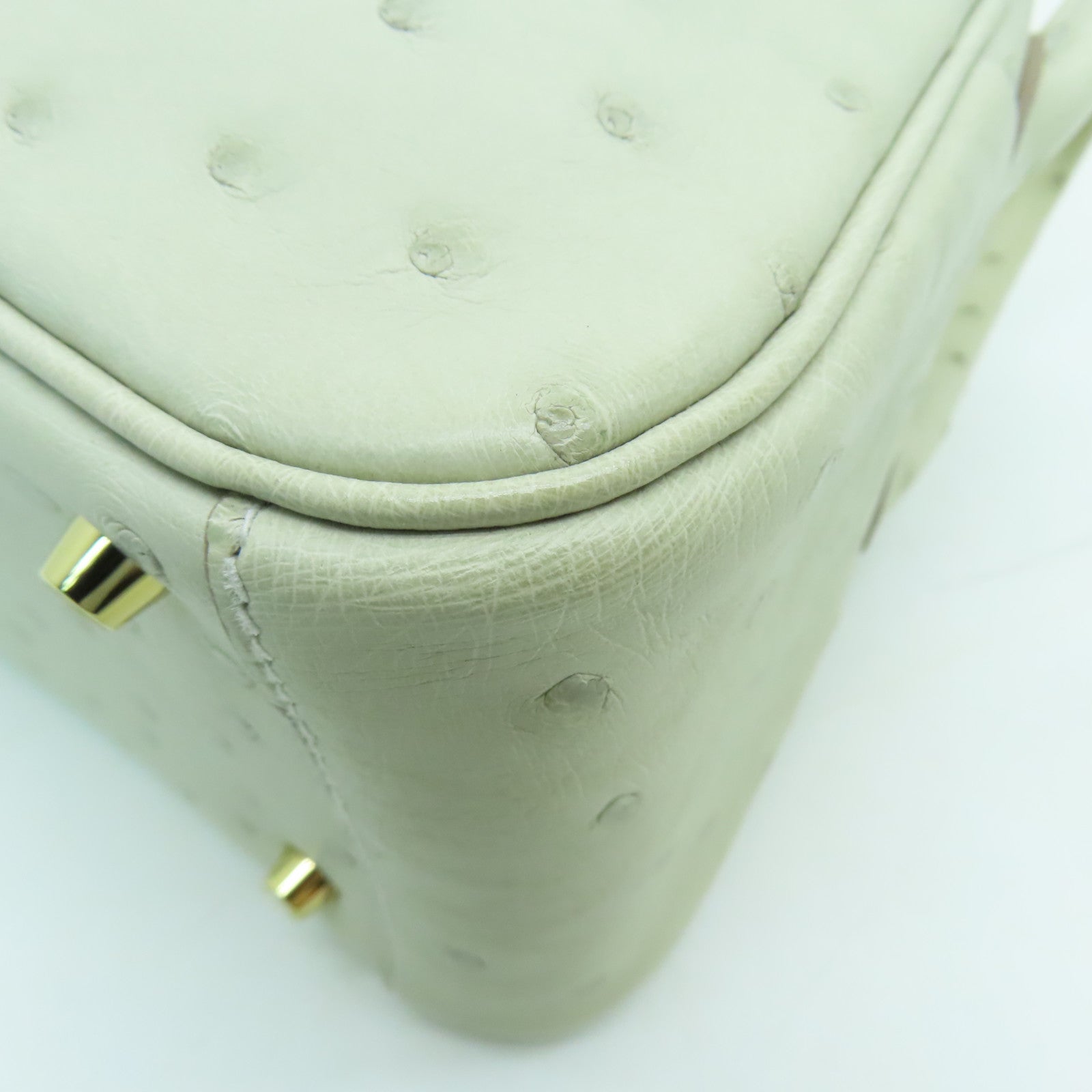HERMES 鴕鳥皮革Mini Lindy金扣肩背袋淺灰色