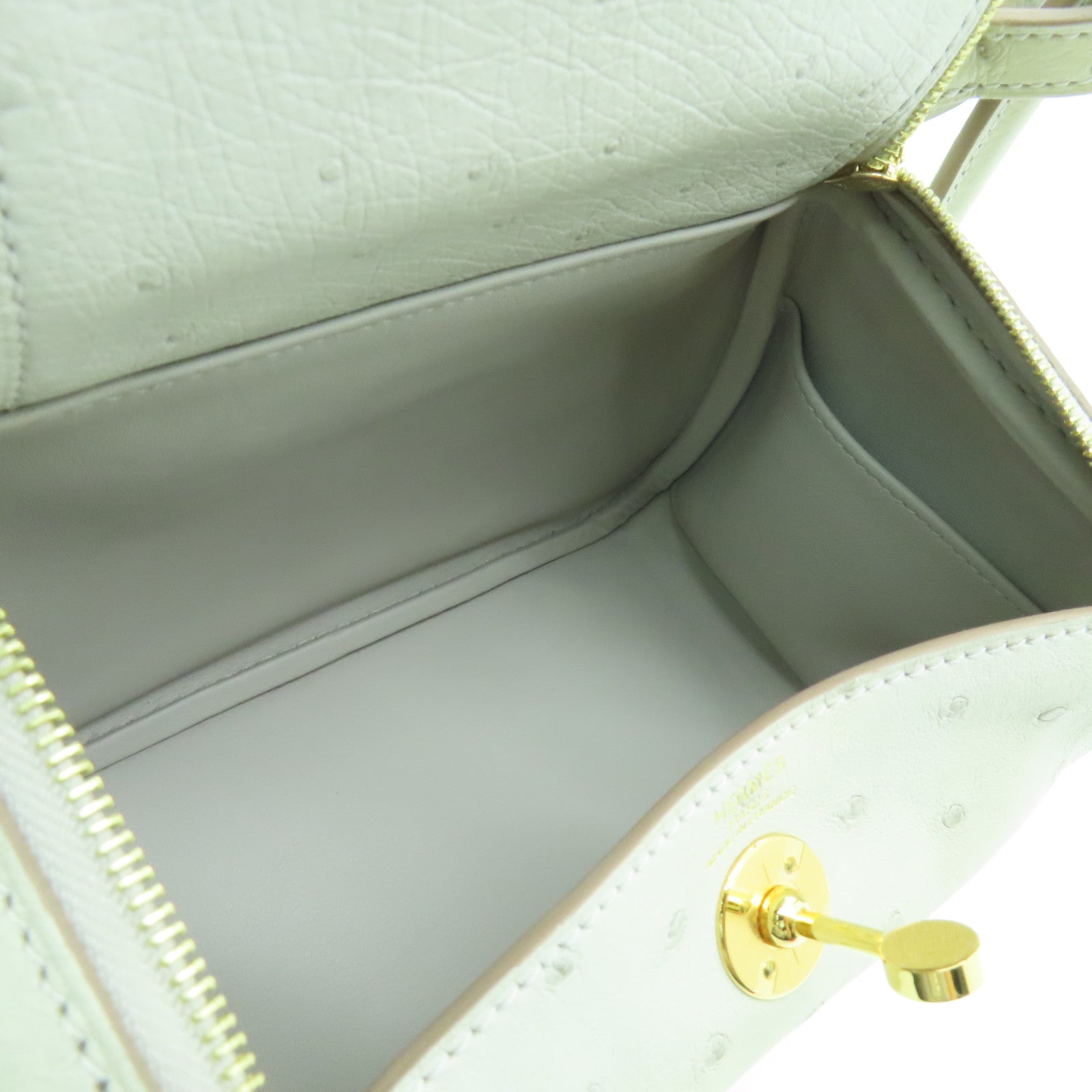 HERMES 鴕鳥皮革Mini Lindy金扣肩背袋淺灰色