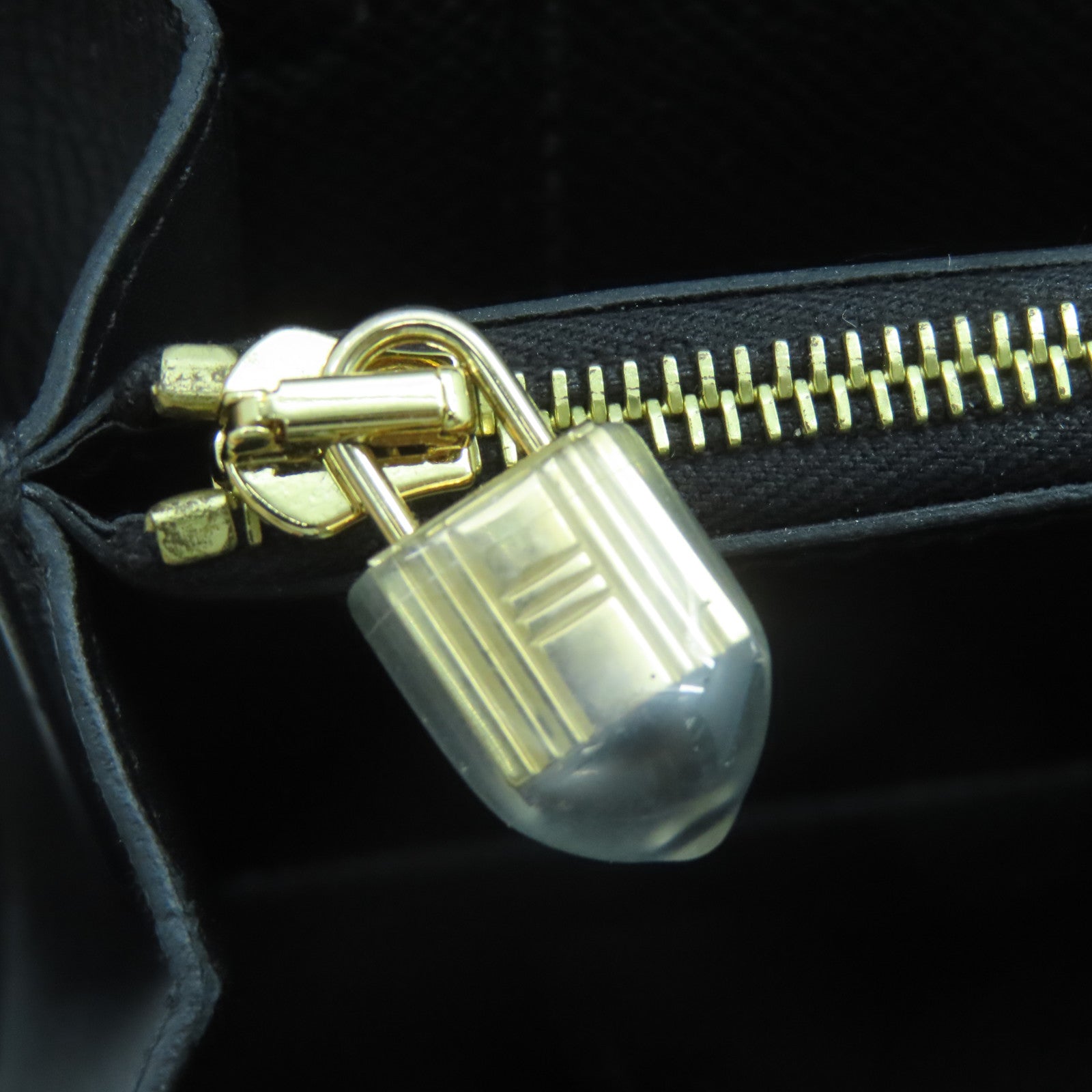HERMES Epsom皮革Kelly To Go金扣肩背袋黑色