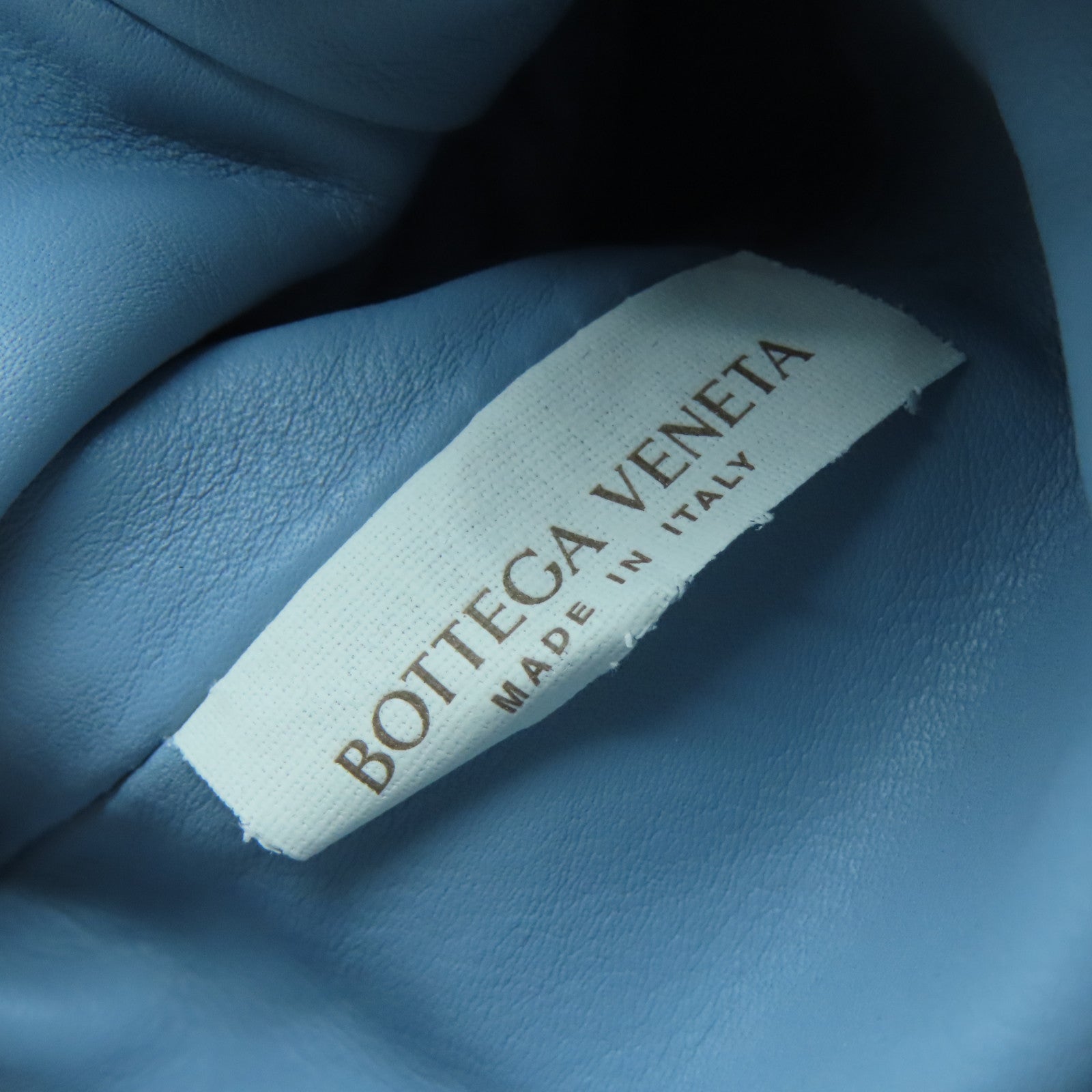 BOTTEGA VENETA 牛皮皮革Pouch With Strap金扣肩背袋藍色