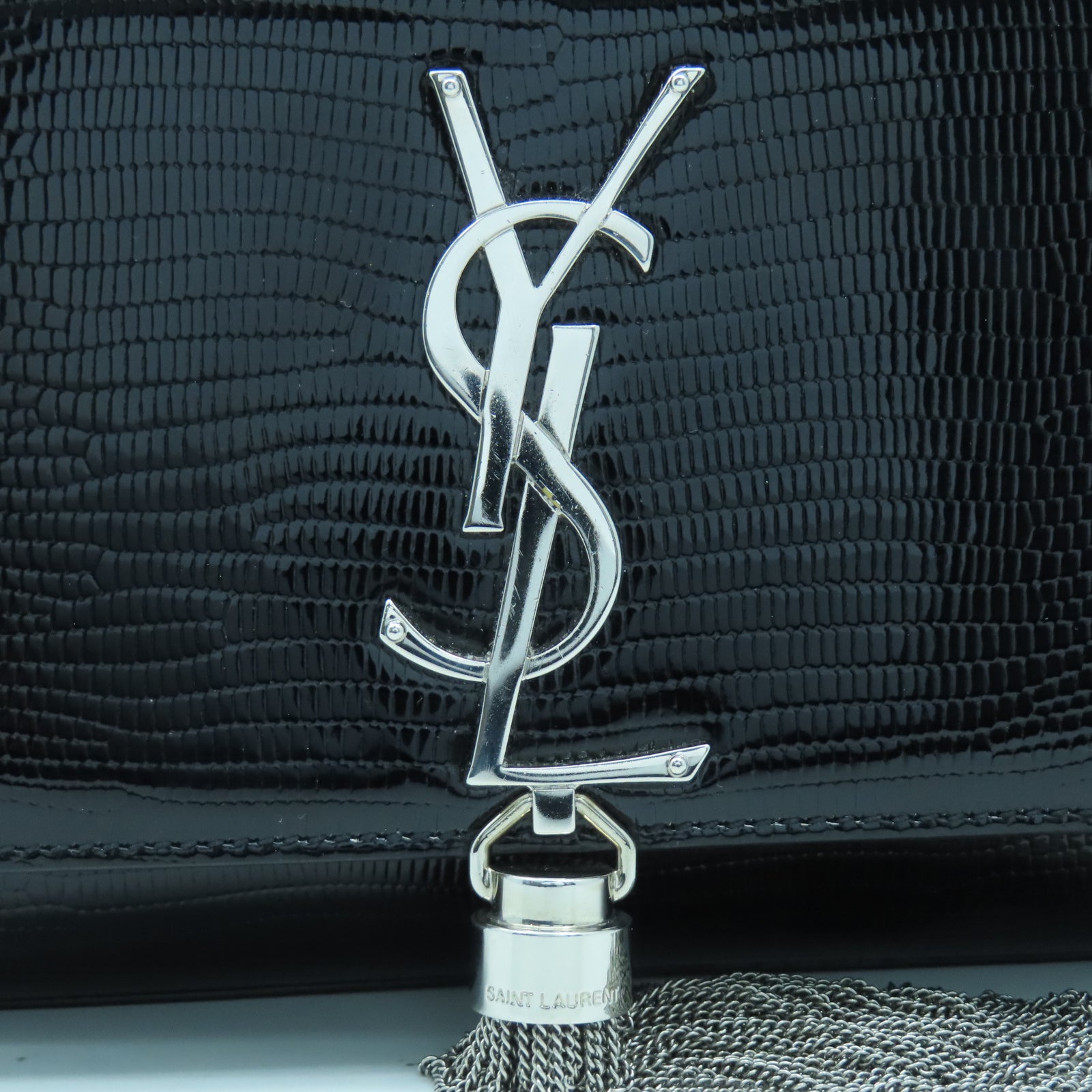SAINT LAURENT 漆皮皮革Shoulder Bag銀扣鏈帶肩背袋黑色