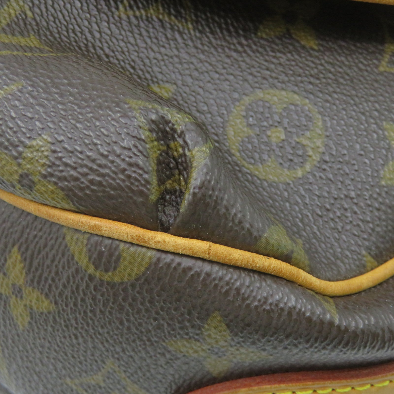 LOUIS VUITTON 【激减优惠】Monogram Tulum PM肩背袋啡色