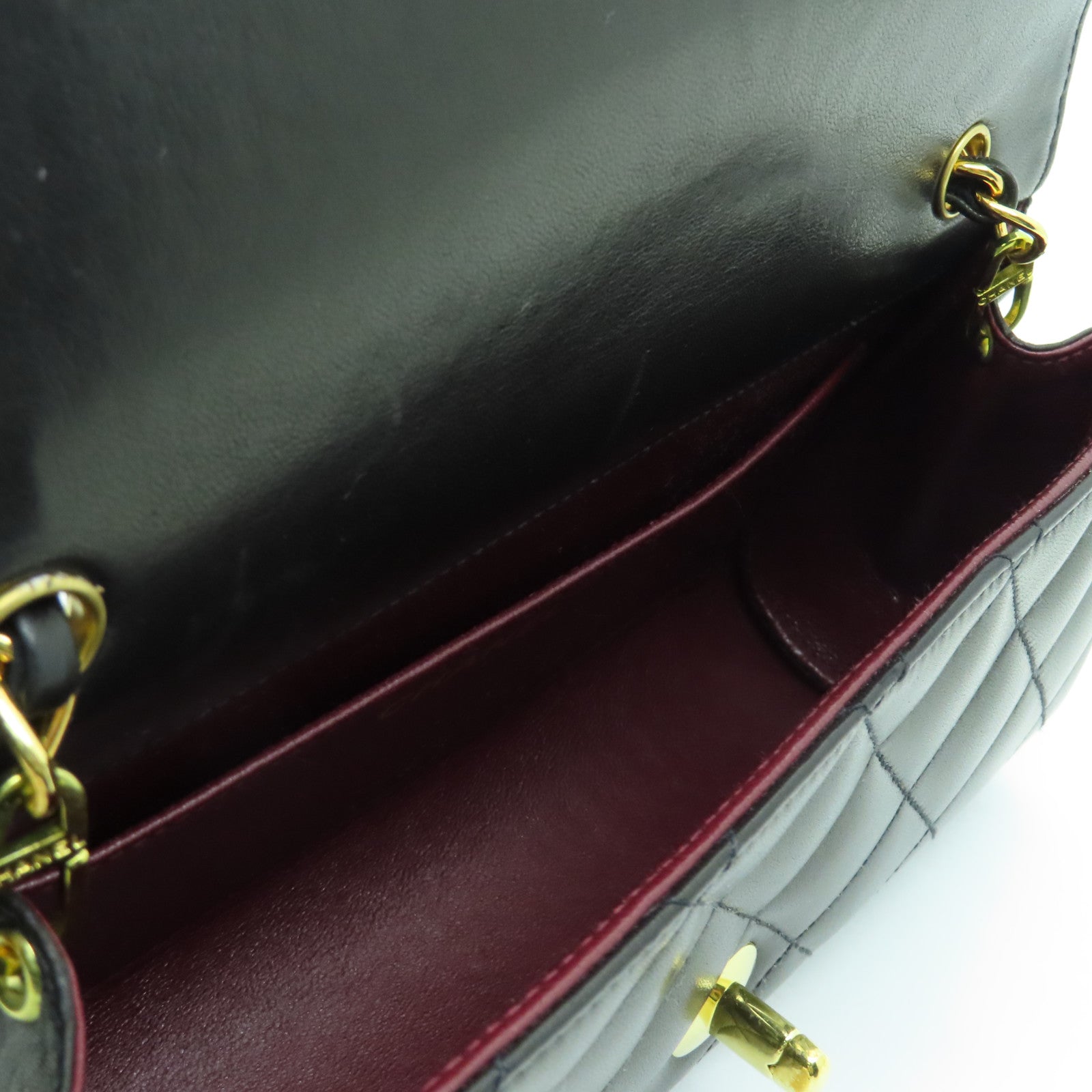 CHANEL 菱格牛皮皮革Chain Shoulder Bag金扣鏈帶肩背袋黑色
