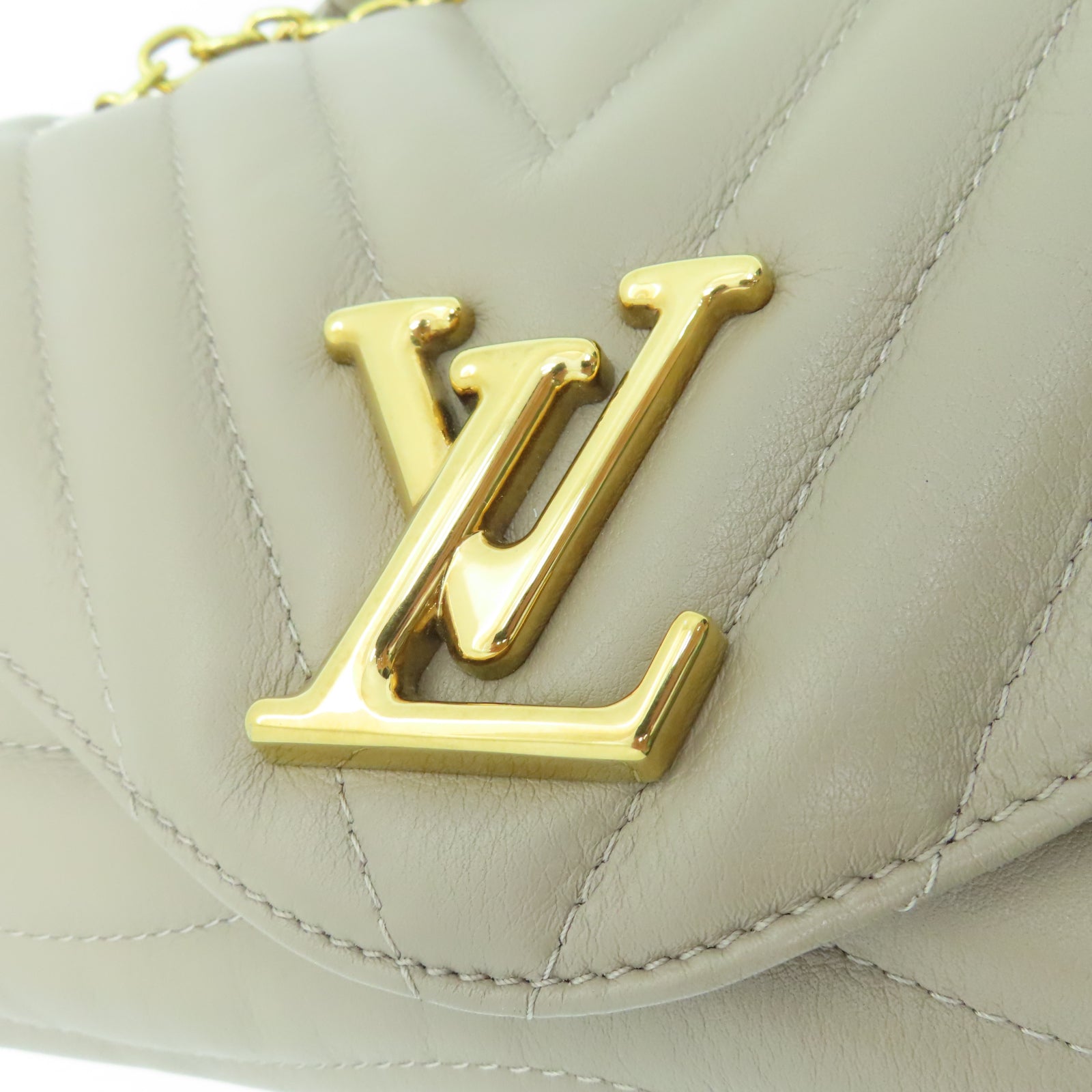 LOUIS VUITTON 斜紋牛皮皮革New Wave Chain Bag MM金扣鏈帶肩背袋米色