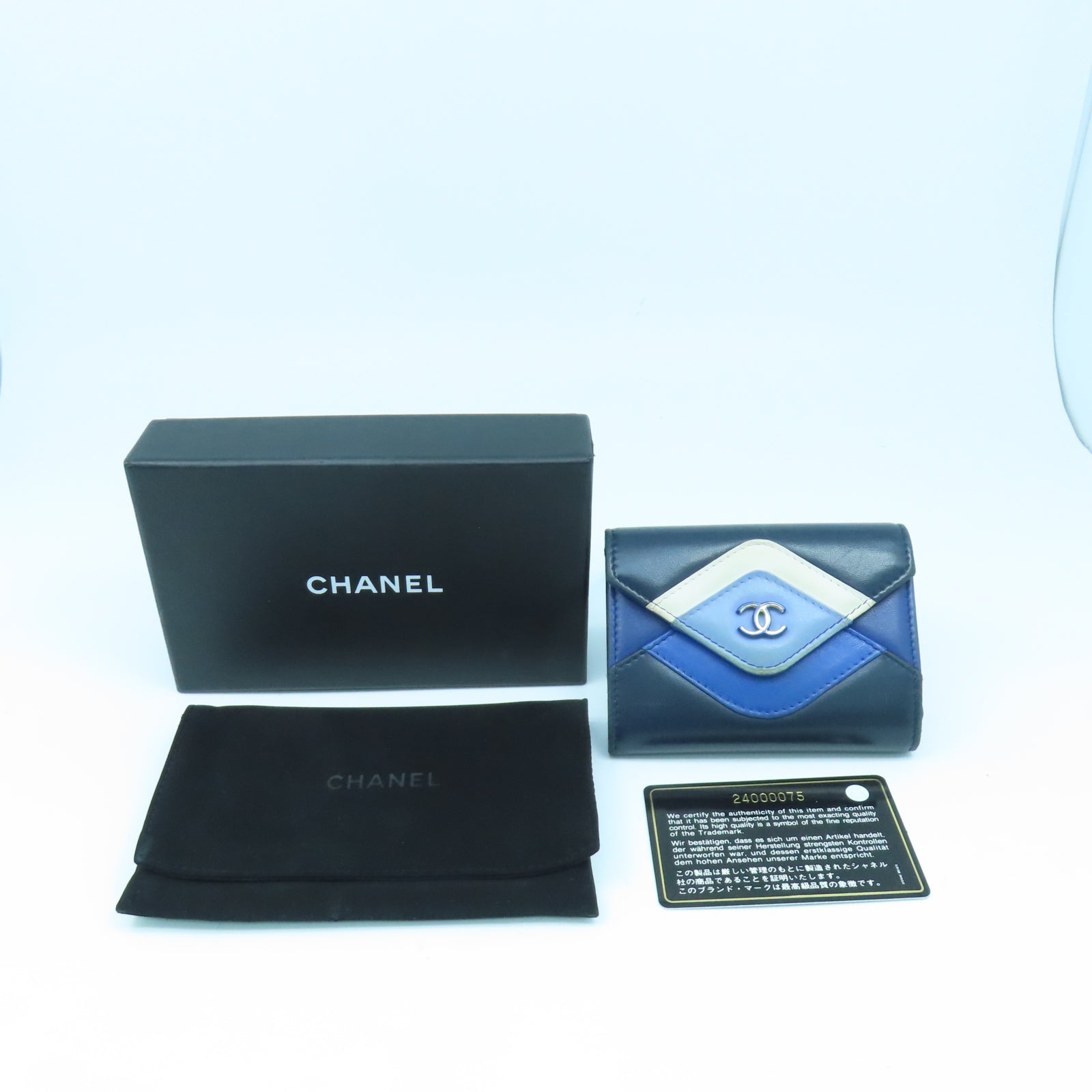 CHANEL 羊皮皮革Card Case銀扣卡片套藍色