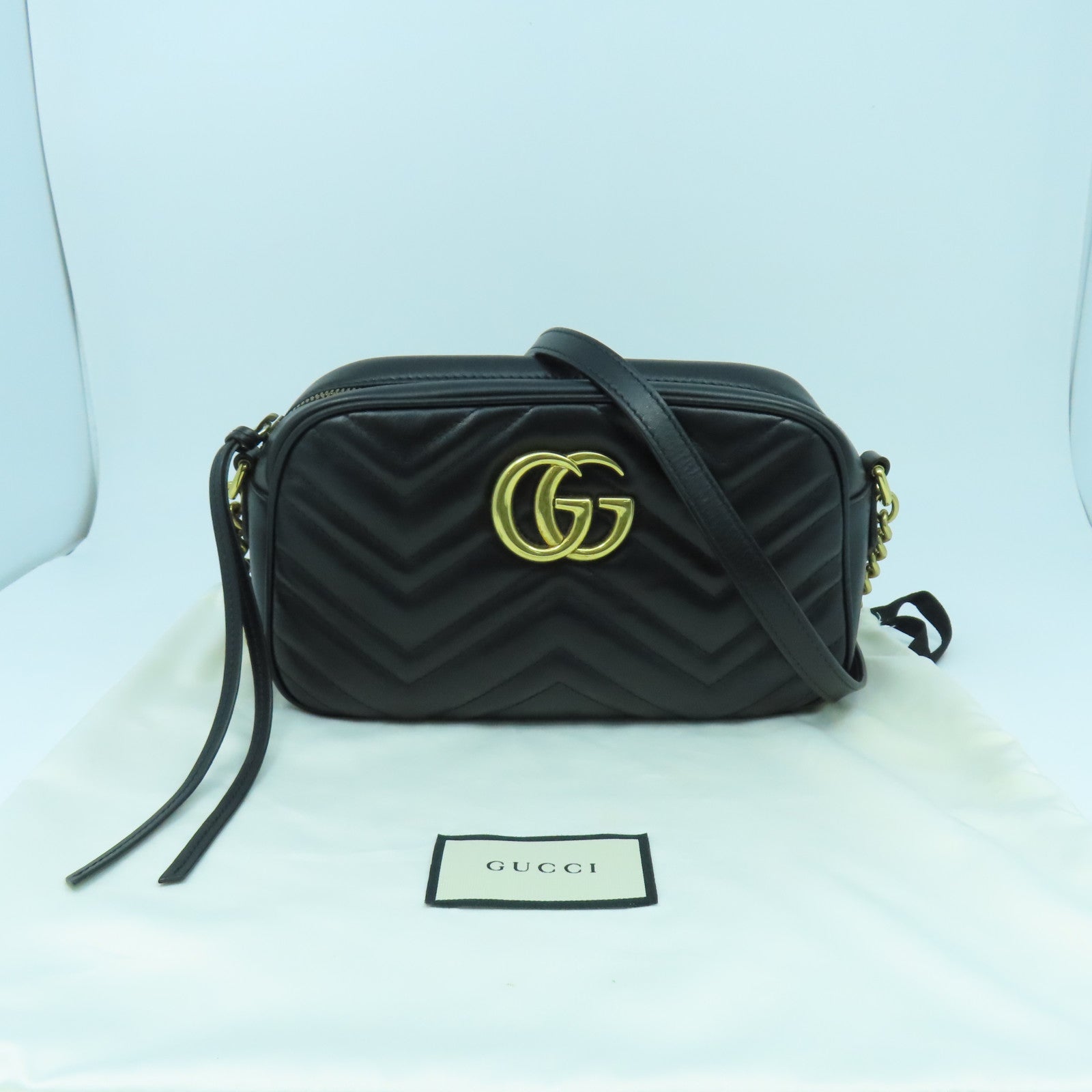 GUCCI 牛皮皮革GG Marmont金扣鏈帶肩背袋黑色