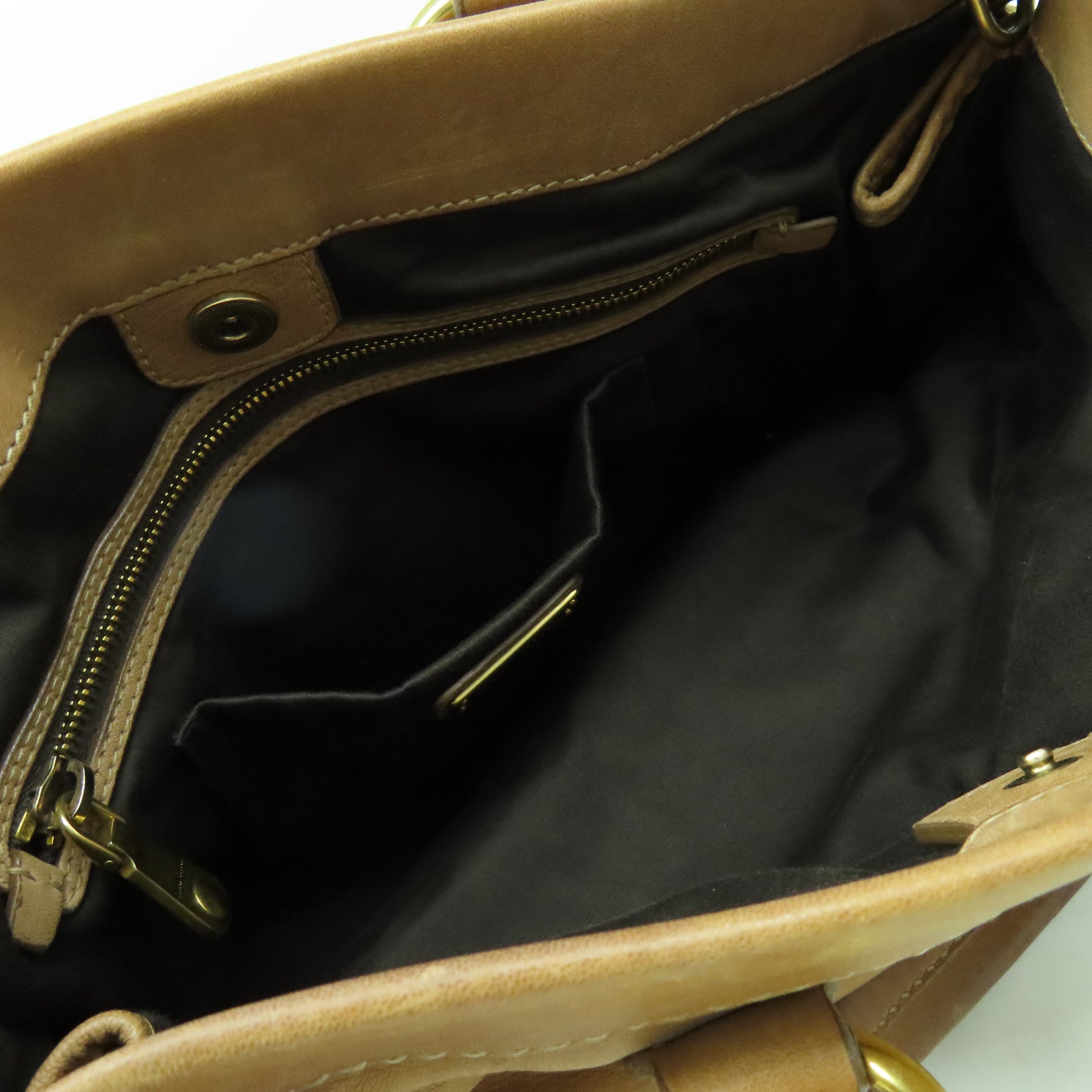 Miu Miu 牛皮皮革2 Way Shoulder金扣手挽肩背兩用袋啡色