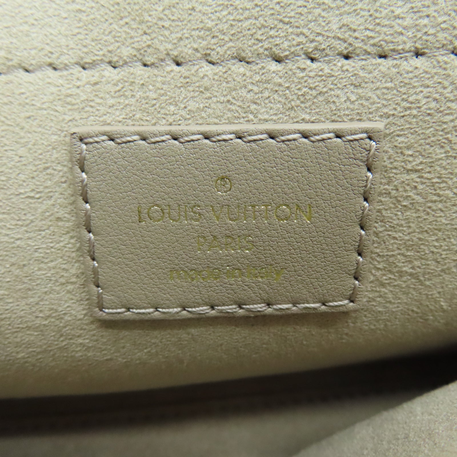 LOUIS VUITTON 斜紋牛皮皮革New Wave Chain Bag MM金扣鏈帶肩背袋米色