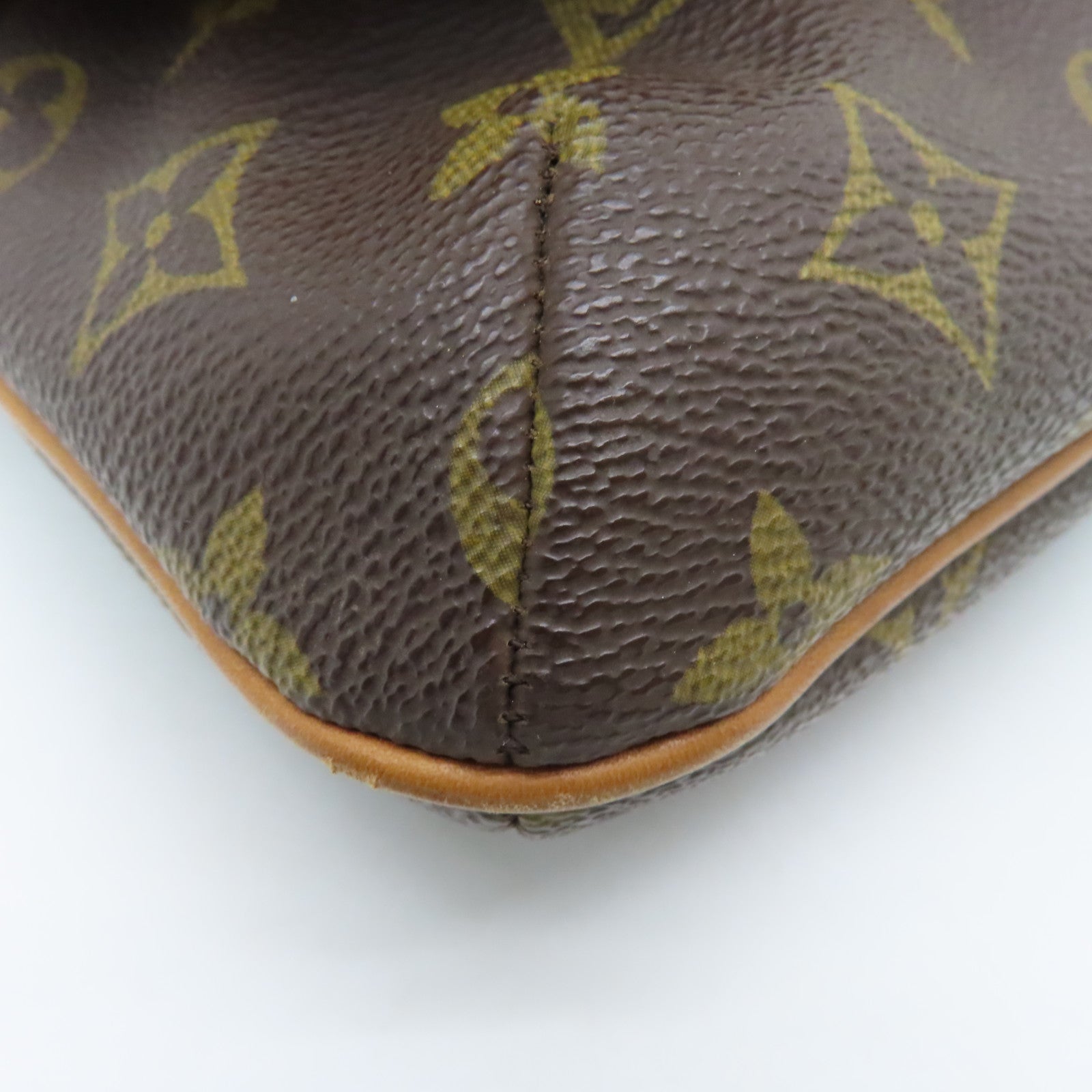 LOUIS VUITTON Monogram Musette Tango Gold Buckle Shoulder Bag Brown
