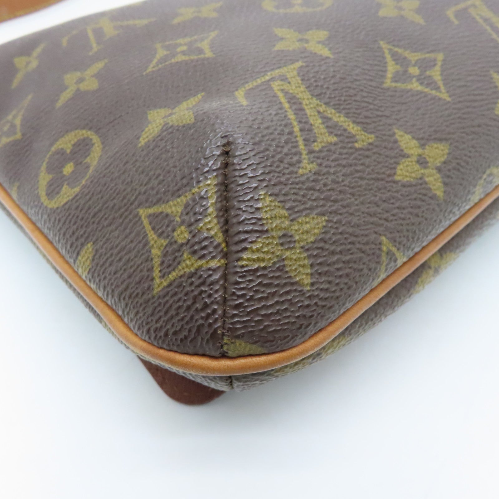 LOUIS VUITTON Monogram Musette Tango Gold Buckle Shoulder Bag Brown