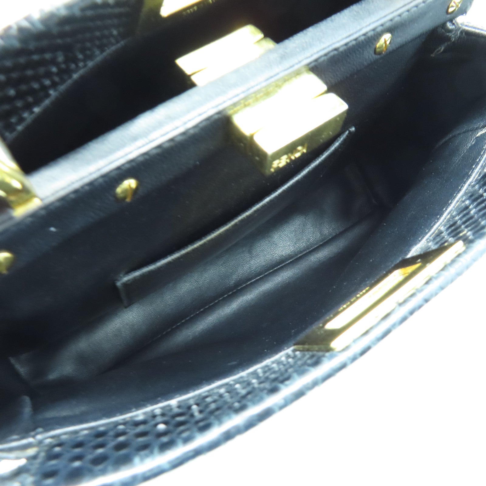 FENDI 蛇皮皮革Mini Peekapoo金扣手挽肩背兩用袋黑色