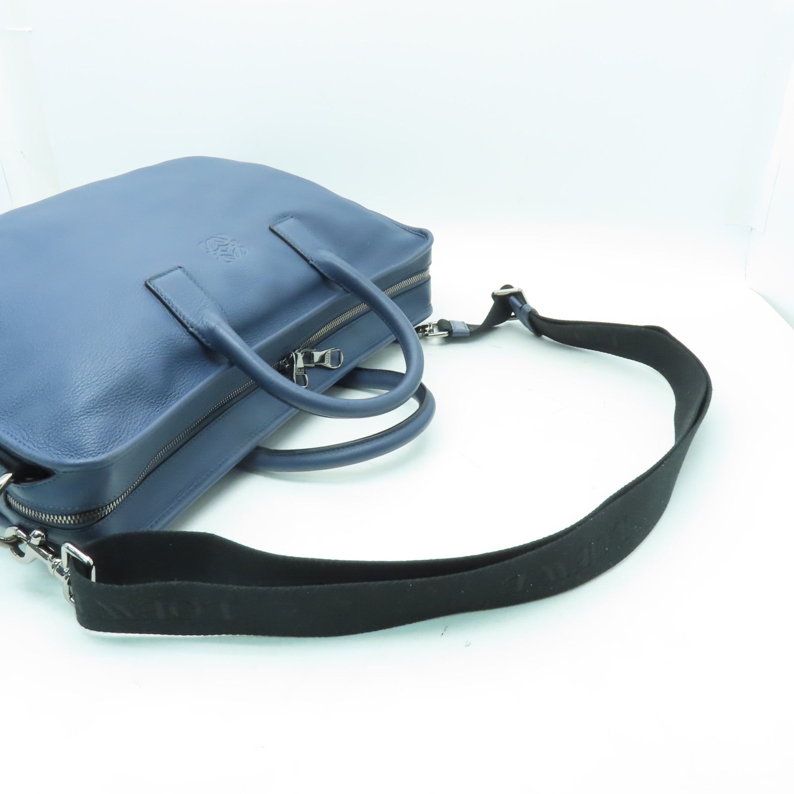 LOEWE 牛皮皮革2way Shoulder Bag銀扣手挽肩背兩用袋藍色