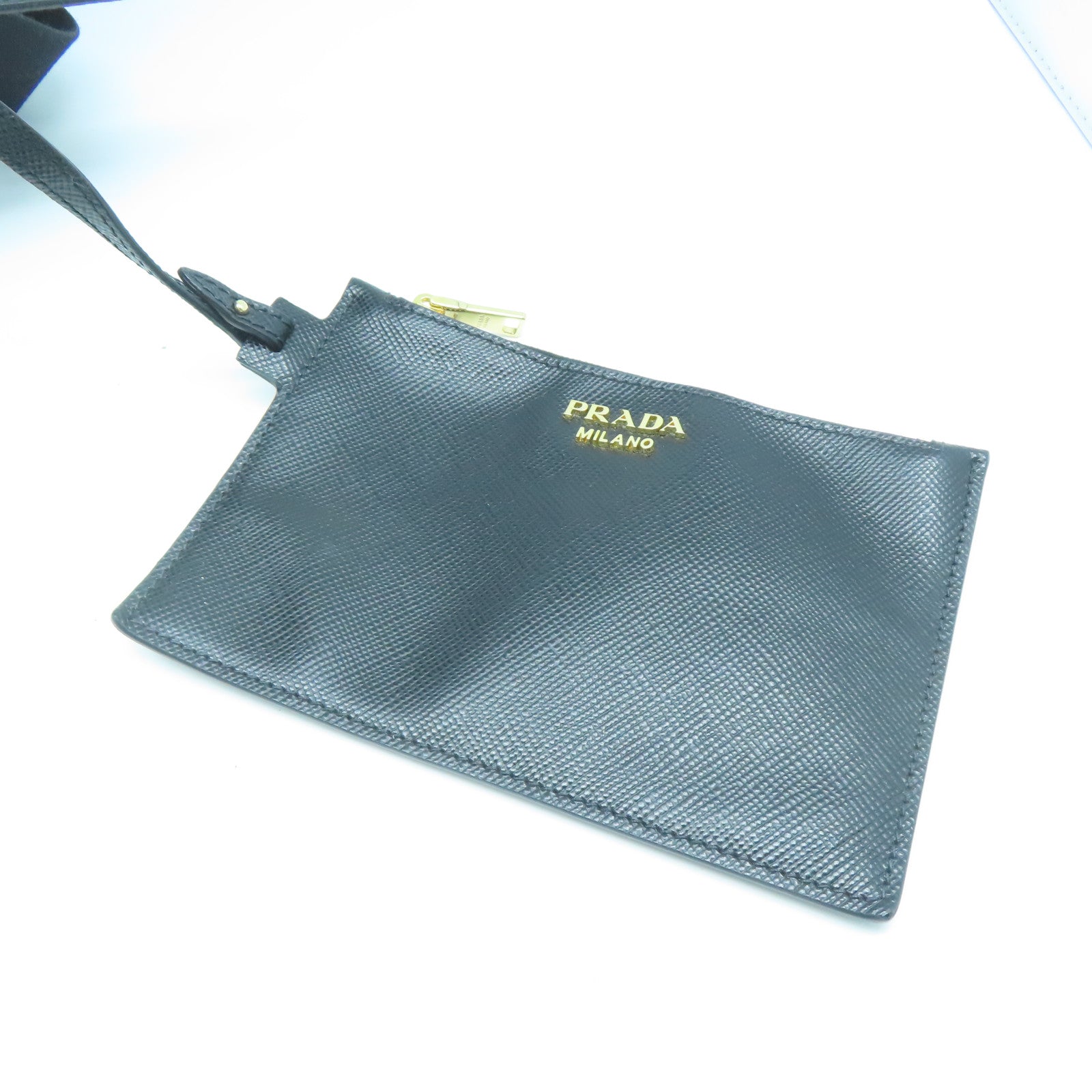 PRADA Saffiano Cuir皮革Hobo Bag金扣肩背袋