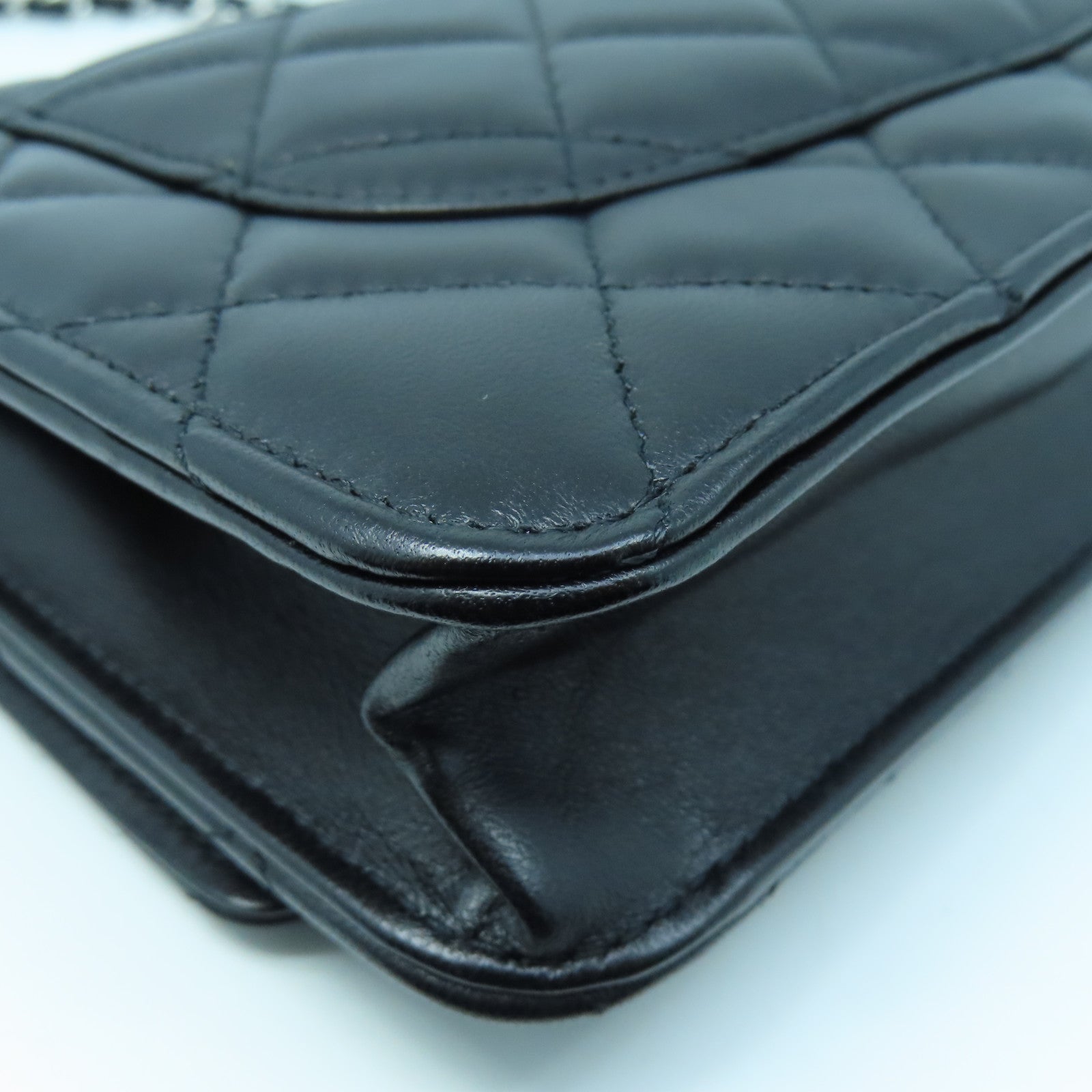 CHANEL Rhombus Sheepskin Leather Wallet On Chain Silver Buckle Wallet Shoulder Bag Black